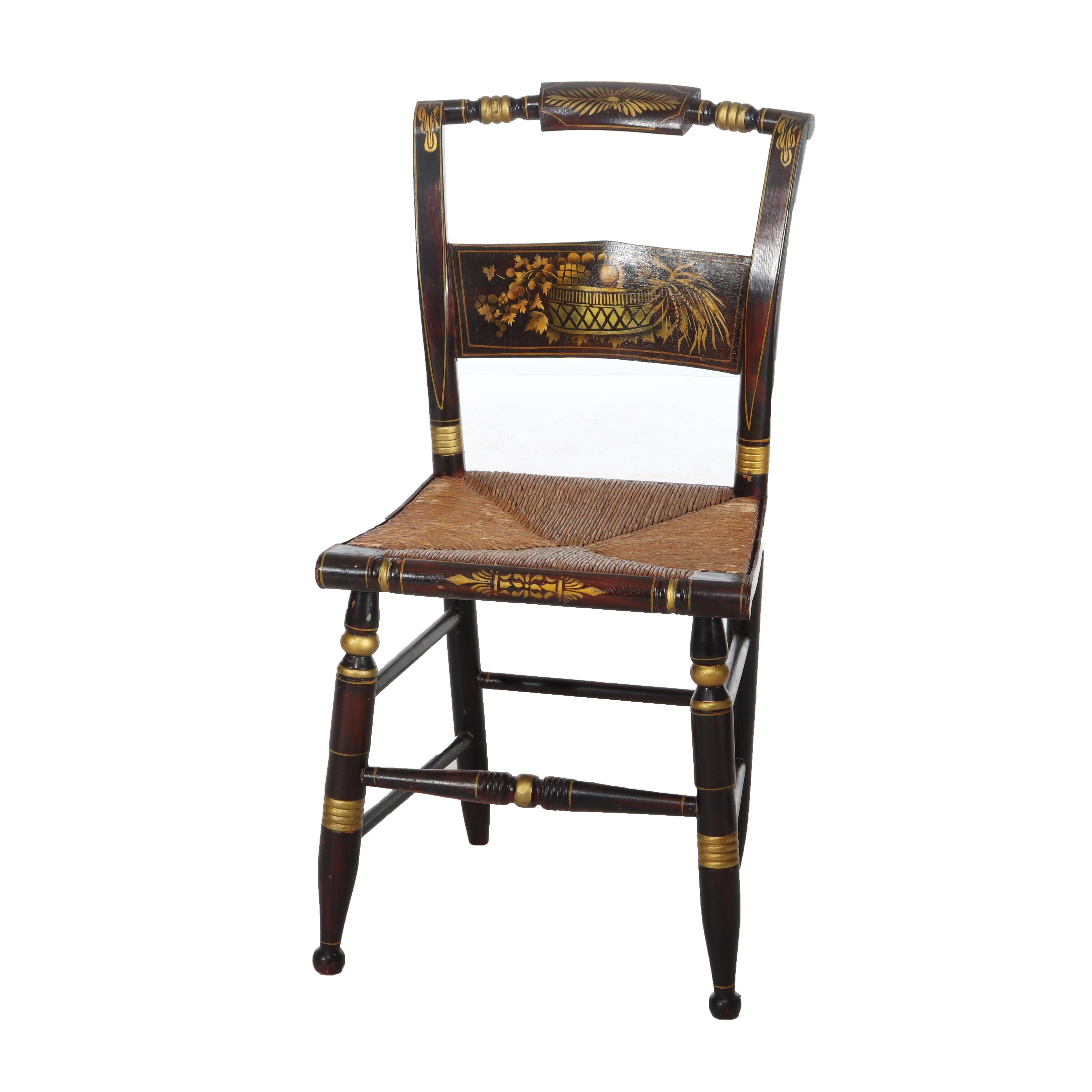 Huit chaises de salle à manger anciennes à dossier arqué, ébonisées, dorées et décorées au pochoir Hitchcock 19e siècle en vente 6