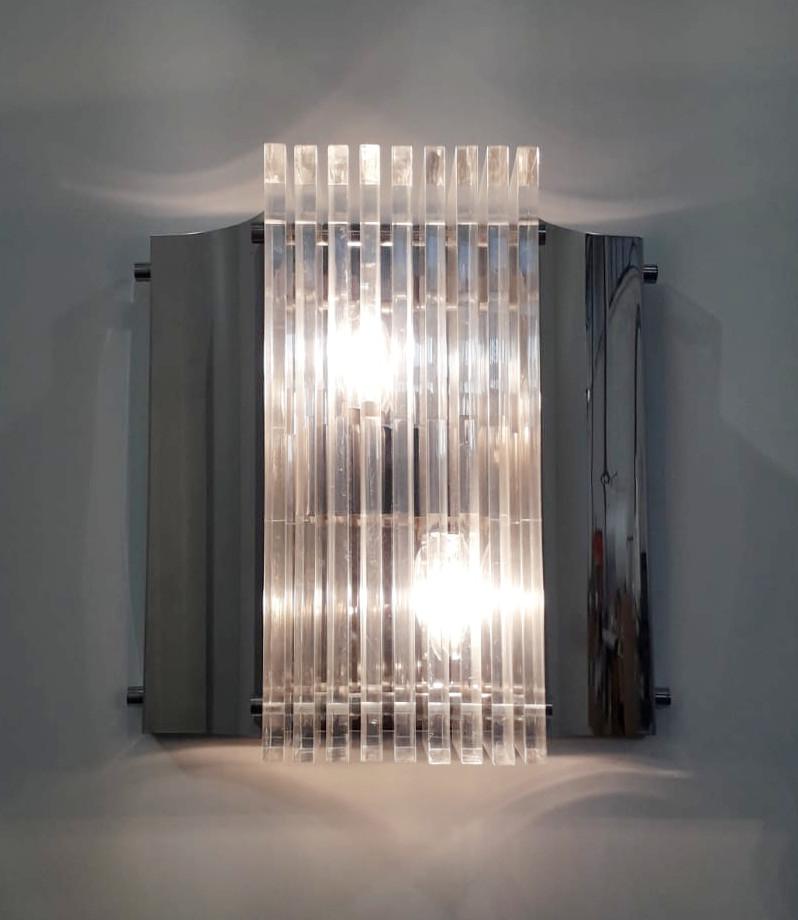 Italian Architectural Lucite Sconce - 8 available For Sale