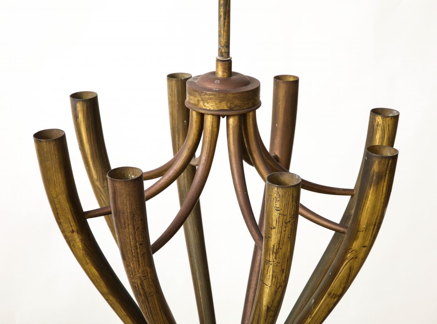 Eight-Arm Patinated Brass Chandelier by Guglielmo Ulrich, Italy, c. 1950 For Sale 4