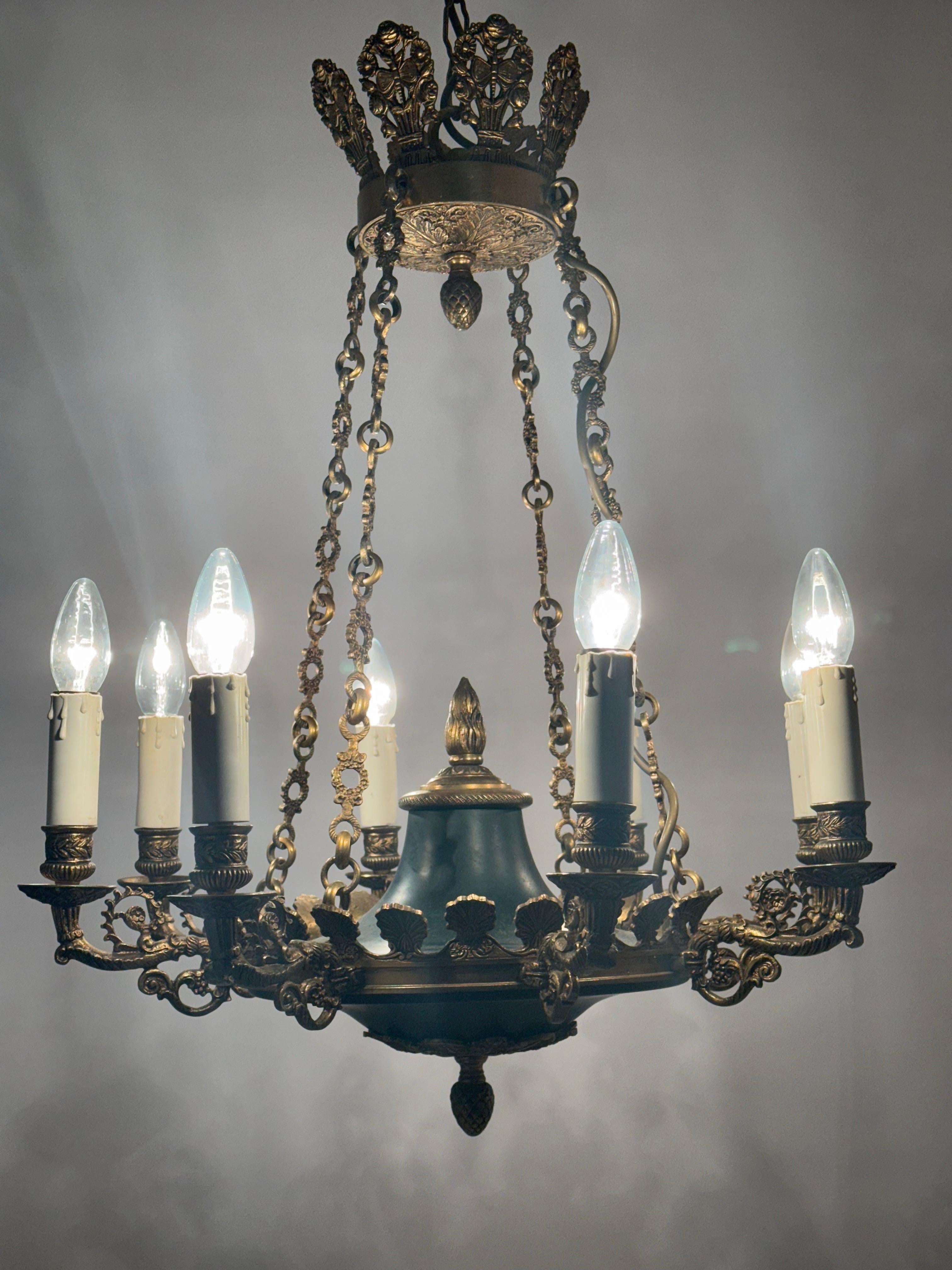 Cast Eight-Armed Royal French Empire Bronze Chandelier in Gold and Forest Green For Sale