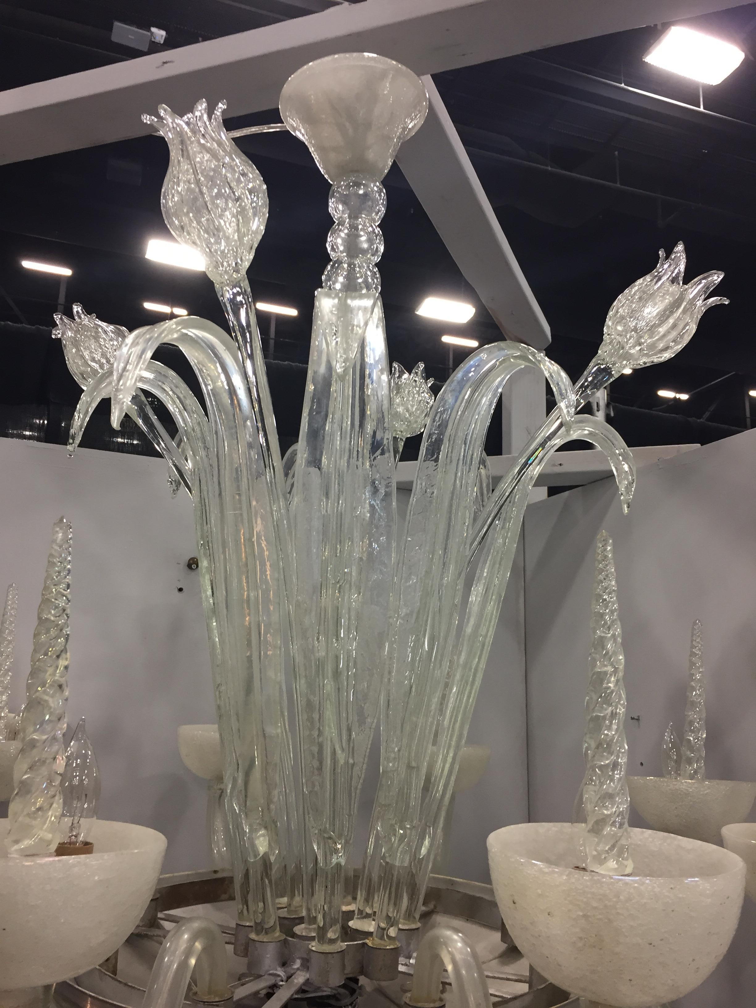 Italian White Art Deco Frosted Hand Blown Glass Eight Armed Murano Chandelier For Sale 7