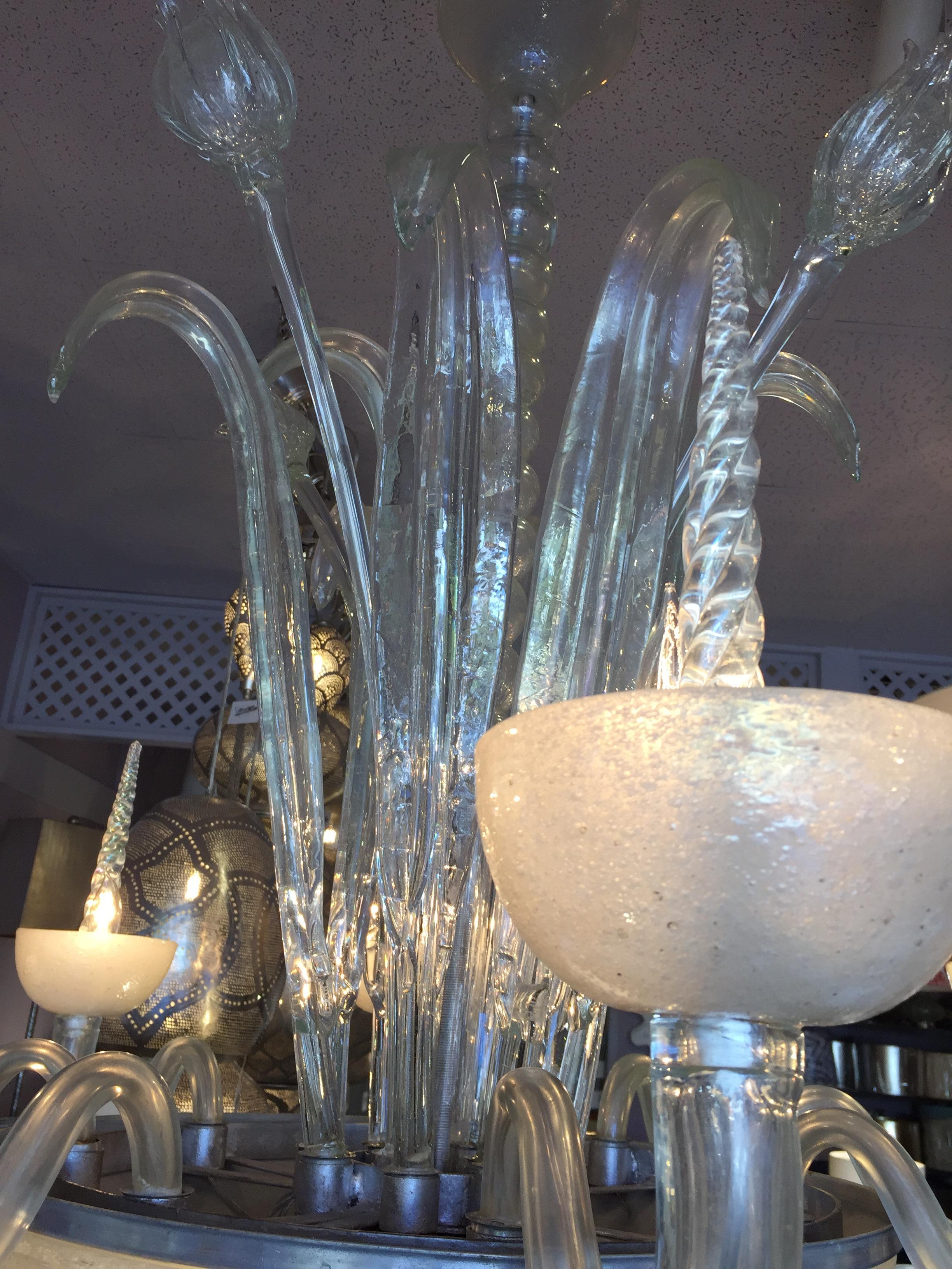 Italian White Art Deco Frosted Hand Blown Glass Eight Armed Murano Chandelier In Good Condition For Sale In Miami, FL