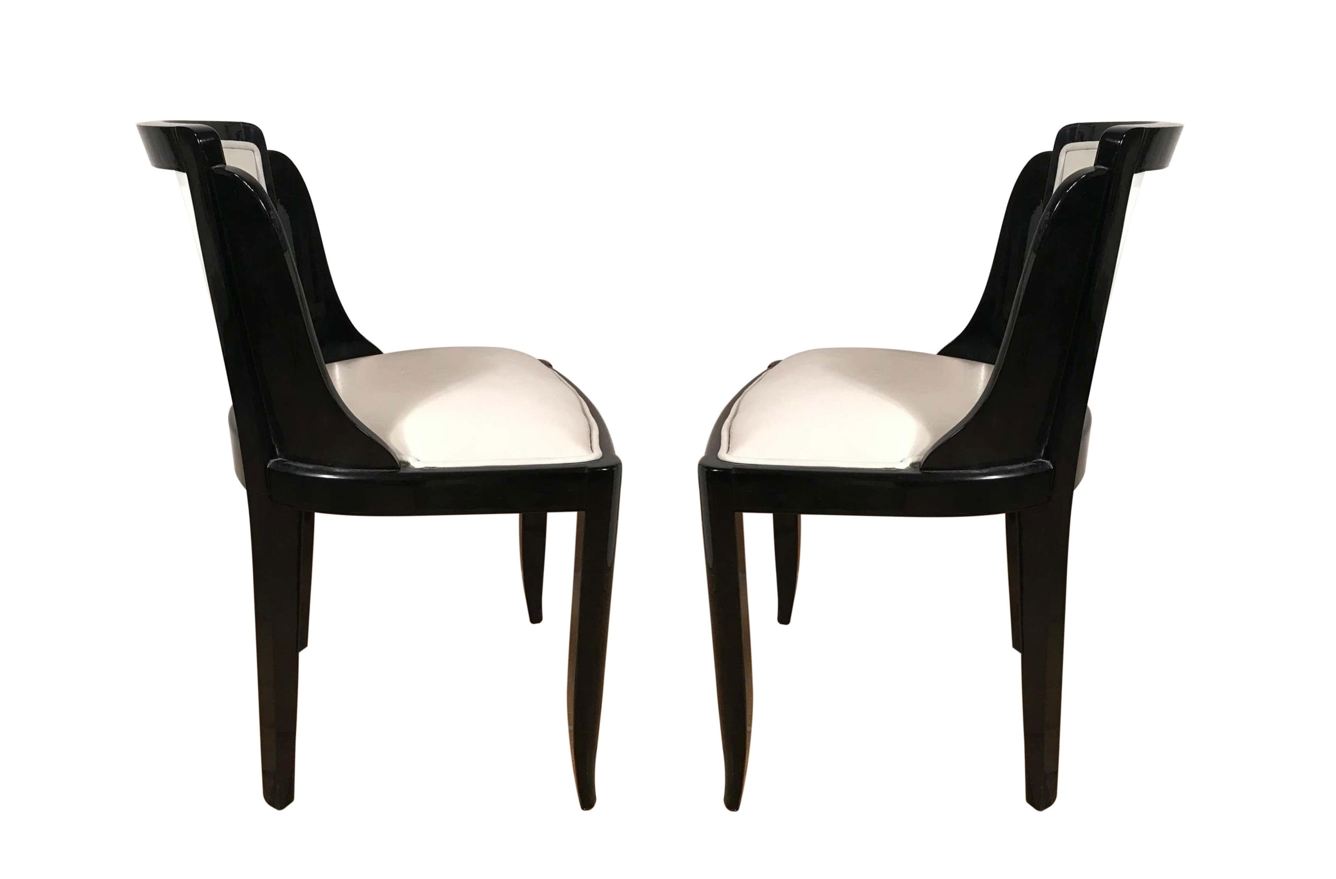 Eight Art Déco White Leather & Black Lacquered Chairs, circa 1920 In Excellent Condition For Sale In Dallas, TX