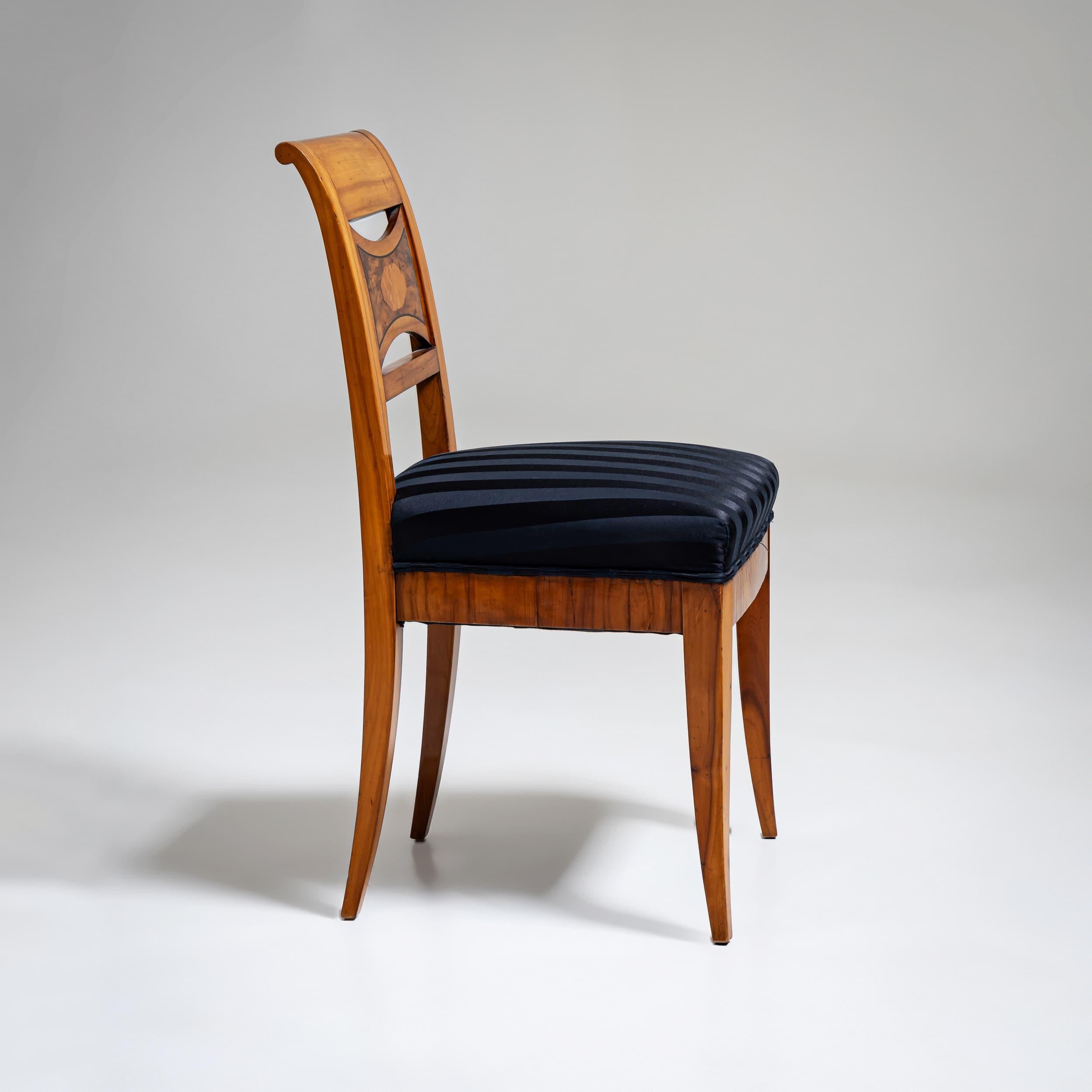 Eight Biedermeier Dining Chairs, circa 1820 For Sale 3