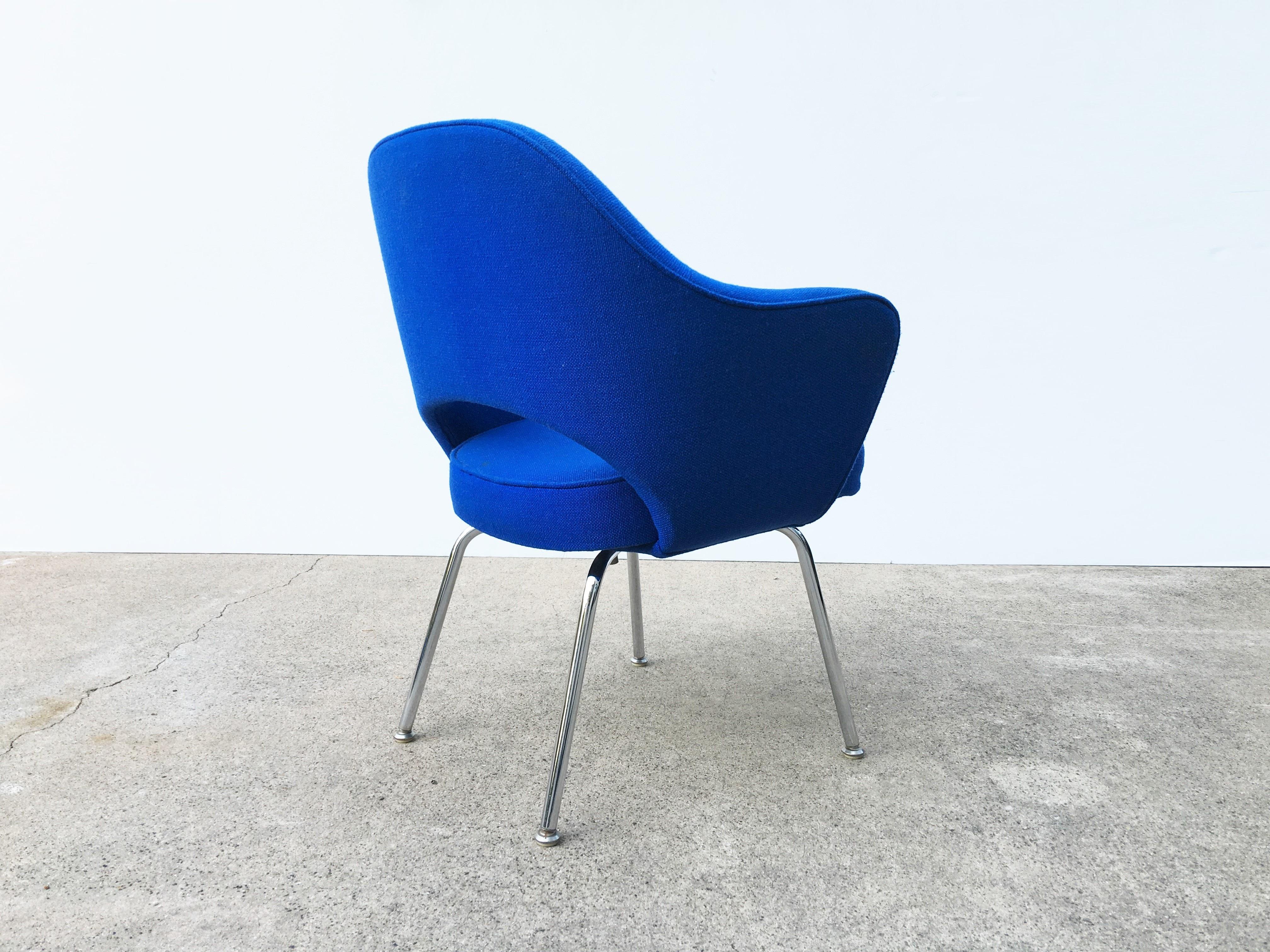 Mid-Century Modern Eight Blue Eero Saarinen for Knoll Executive Chairs