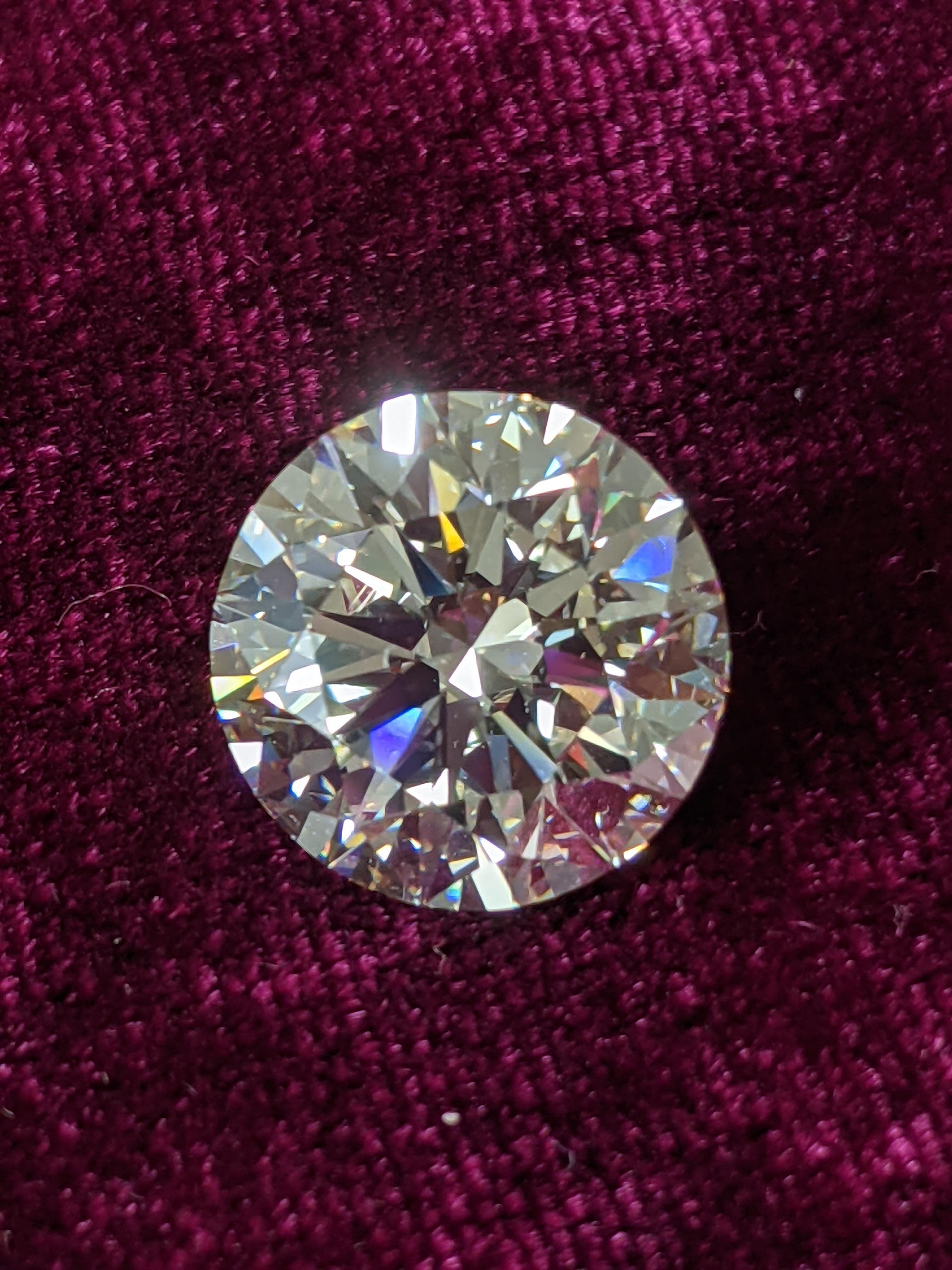 Eight Carat K VS2 Round Brilliant Diamond, Triple Excellent, GIA In New Condition In New York, NY