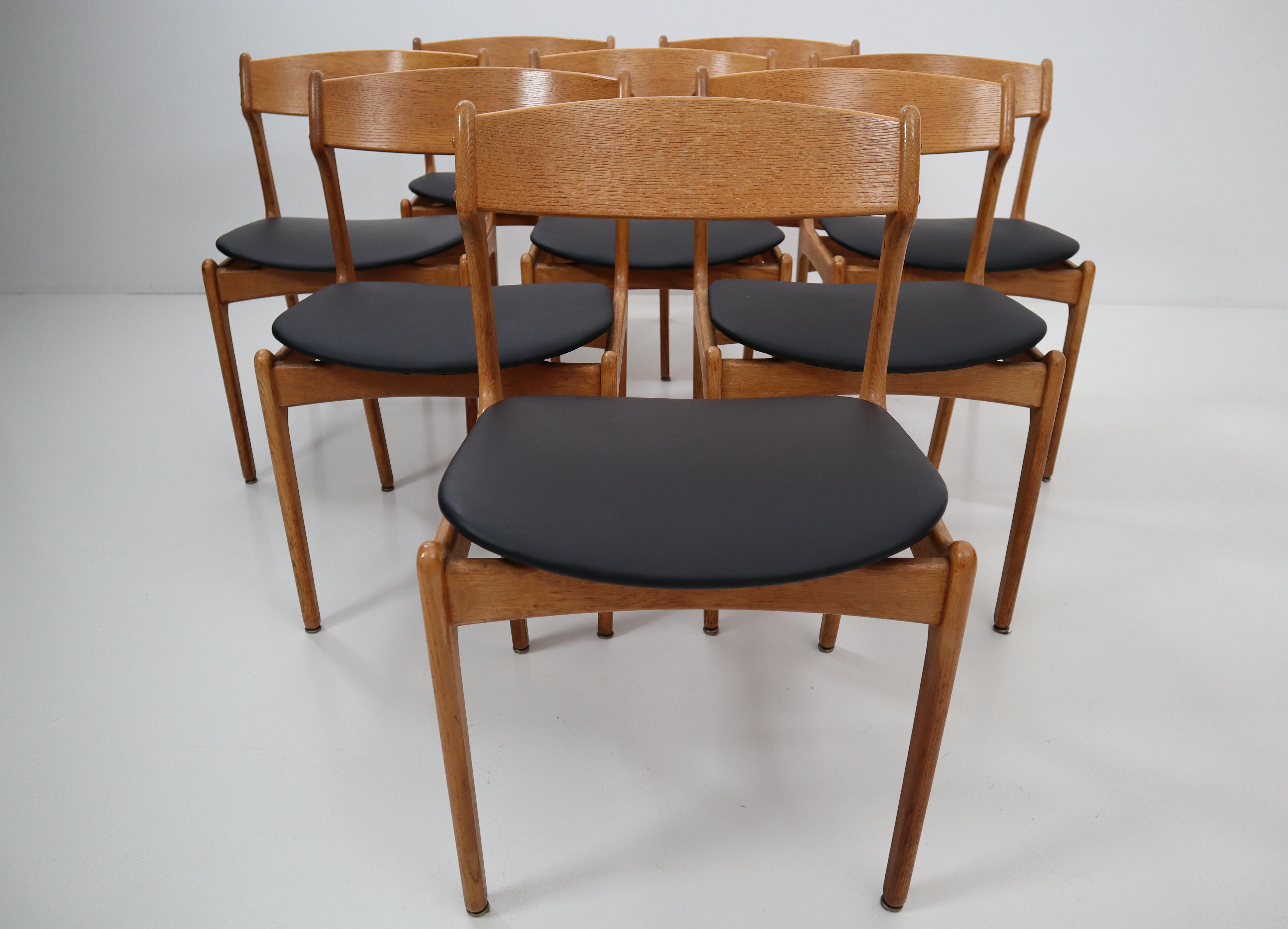 Eight Chairs Designed by Erik Buck, Black Leather and Oak by O.D. Mobler 4