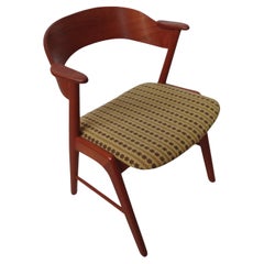 Eight Danish Teak Dining Chairs in Excellent Condition with Custom Reupholstery