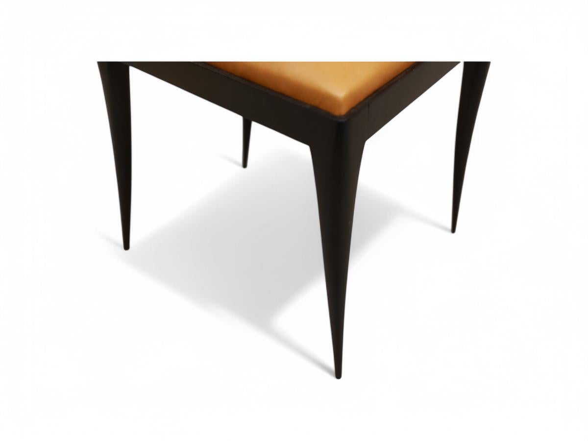 Eight Dining Chair Set in Hardwood & beige leather, Giuseppe Scapinelli, Brazil For Sale 1