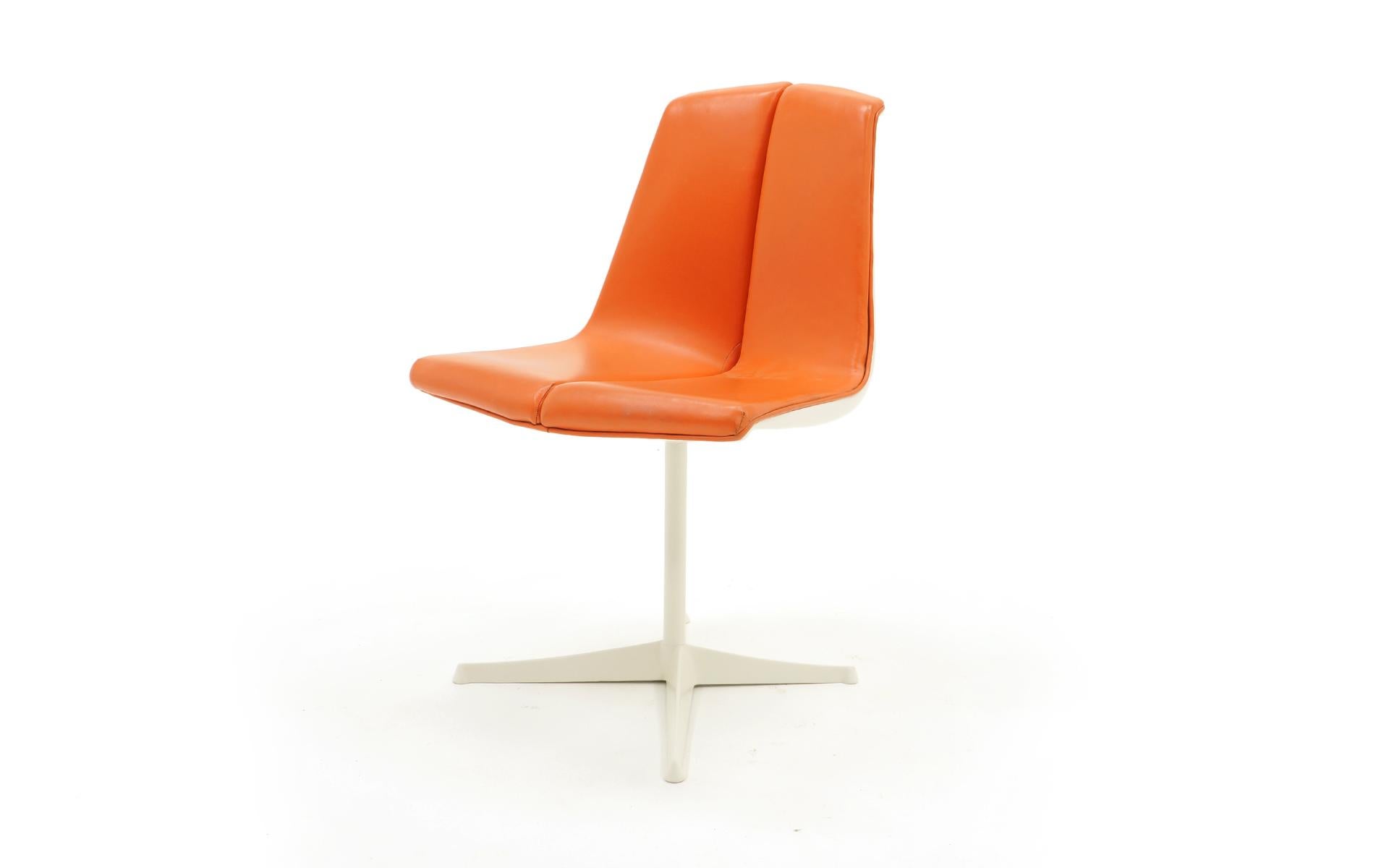 Set of 8 Richard Schultz dining chairs, made by Knoll, 1960s. The frames and seat backs are professionally repainted in a soft white / ivory color and the original red orange seats are in very good condition with very few signs of wear. If you