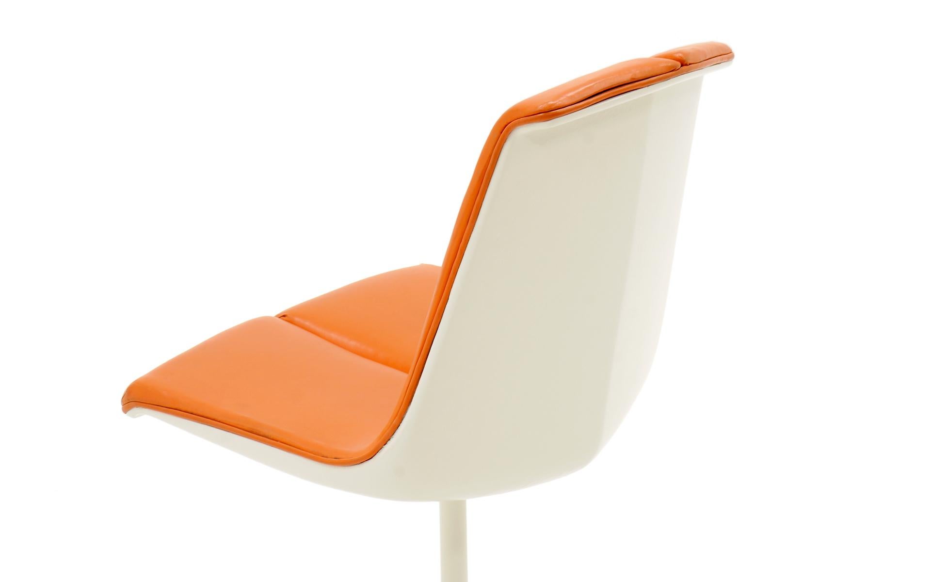 American Eight Dining Chairs by Richard Schultz for Knoll. White Frames, Red Orange Seats