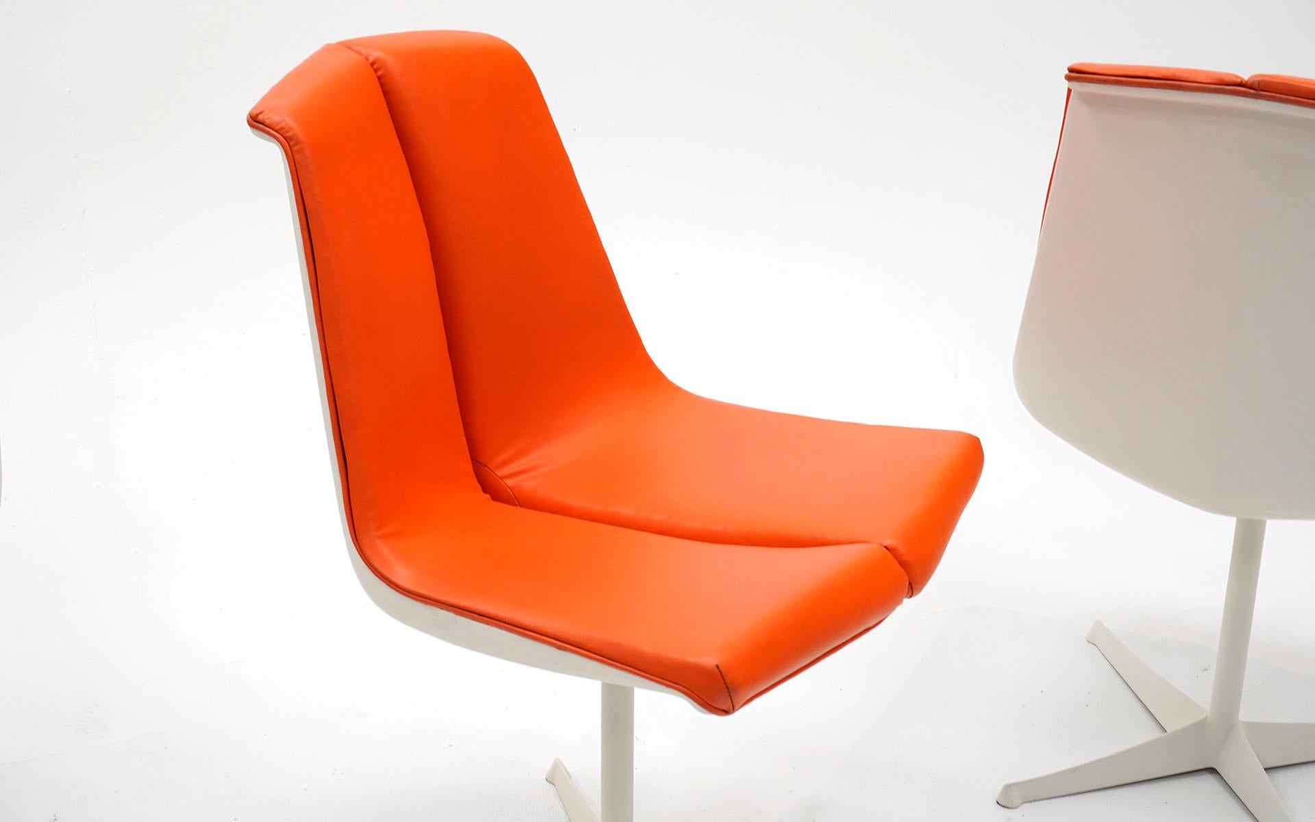American Eight Dining Chairs by Richard Schultz for Knoll, White Frames, Red Orange Seats For Sale