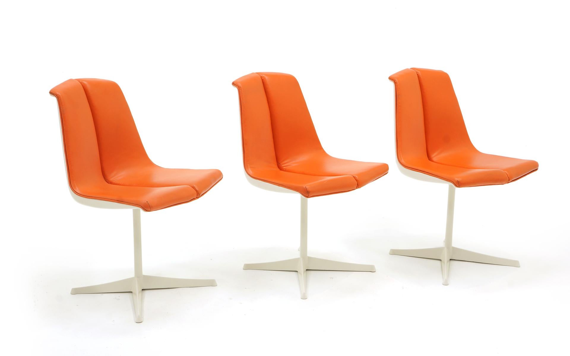 Mid-20th Century Eight Dining Chairs by Richard Schultz for Knoll. White Frames, Red Orange Seats
