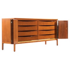Eight Drawer Credenza in Mahogany by Paul McCobb for Calvin Furniture Co. Irwin 