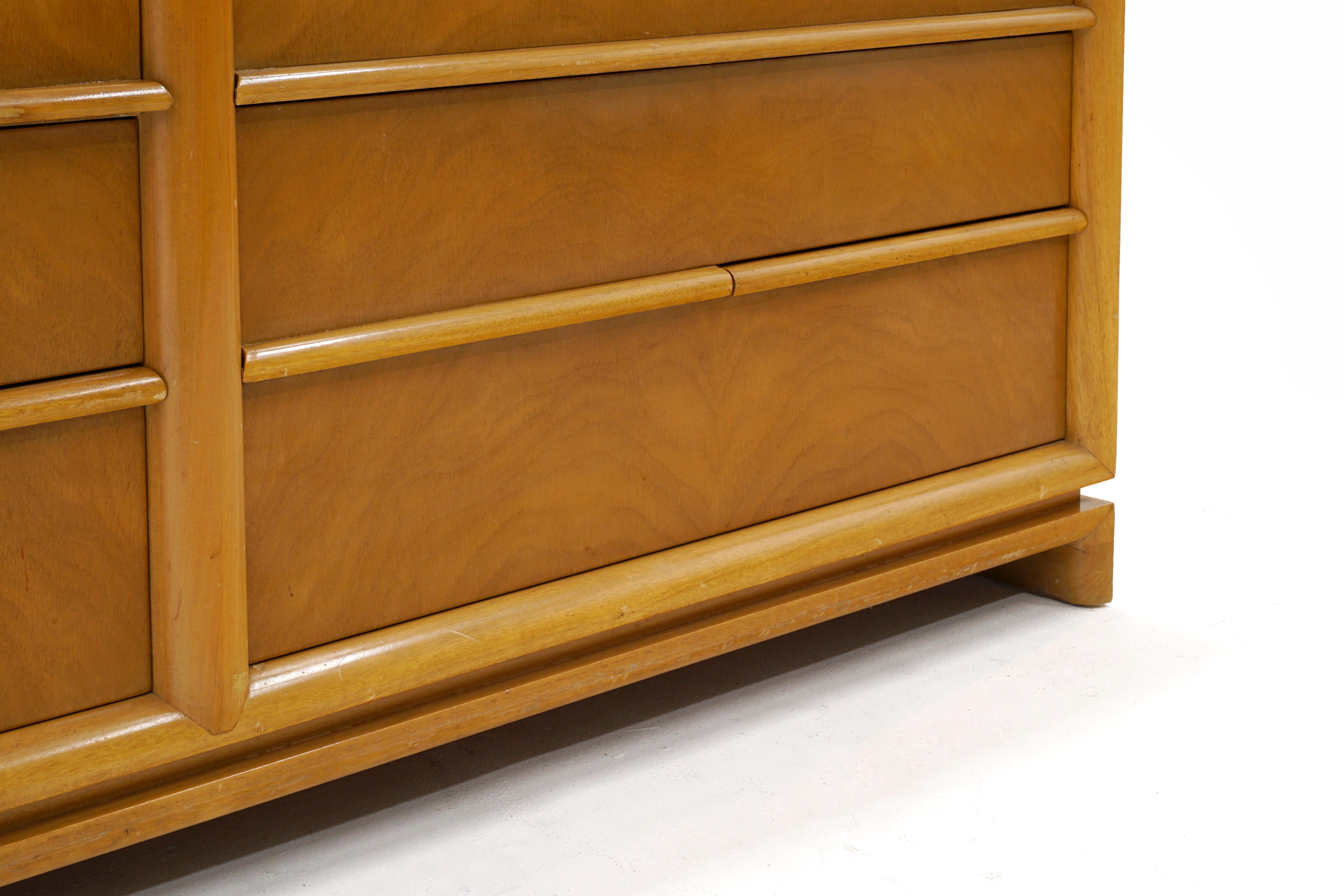 Eight Drawer Dresser by Red Lion in Bleached Mahogany For Sale 1
