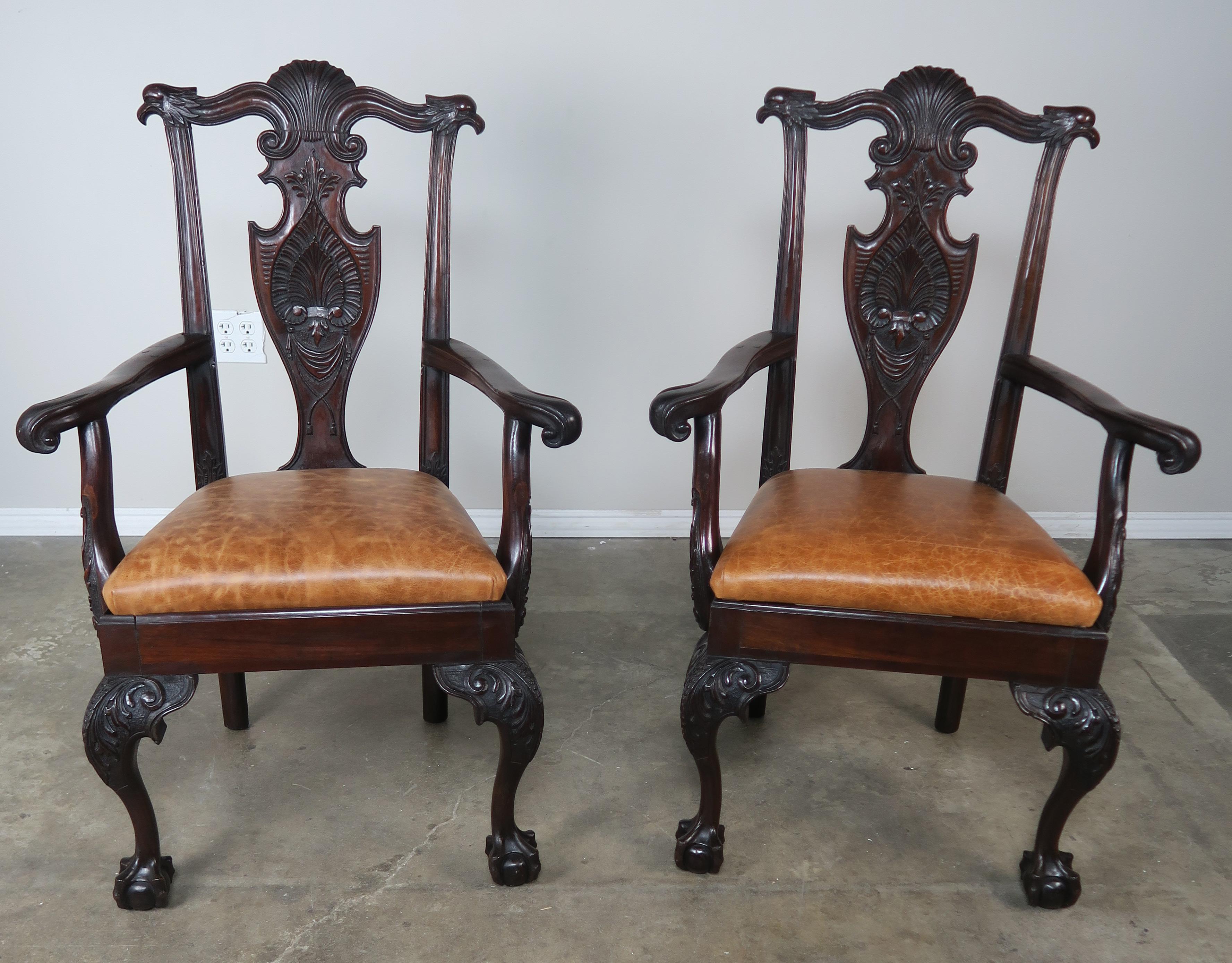 Eight English Chippendale Carved Dining Chairs In Excellent Condition In Los Angeles, CA