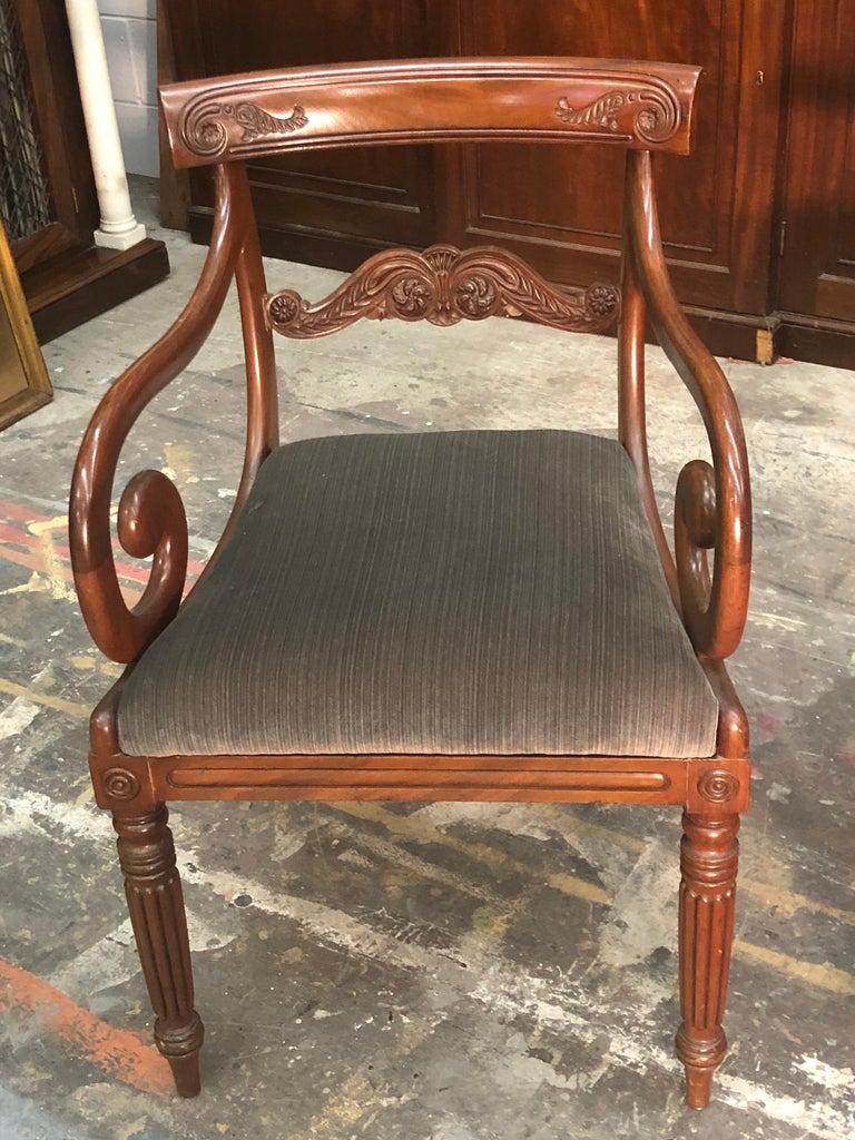 Eight English Regency Period Mahogany Dining Chairs, Early 19th Century For Sale 4
