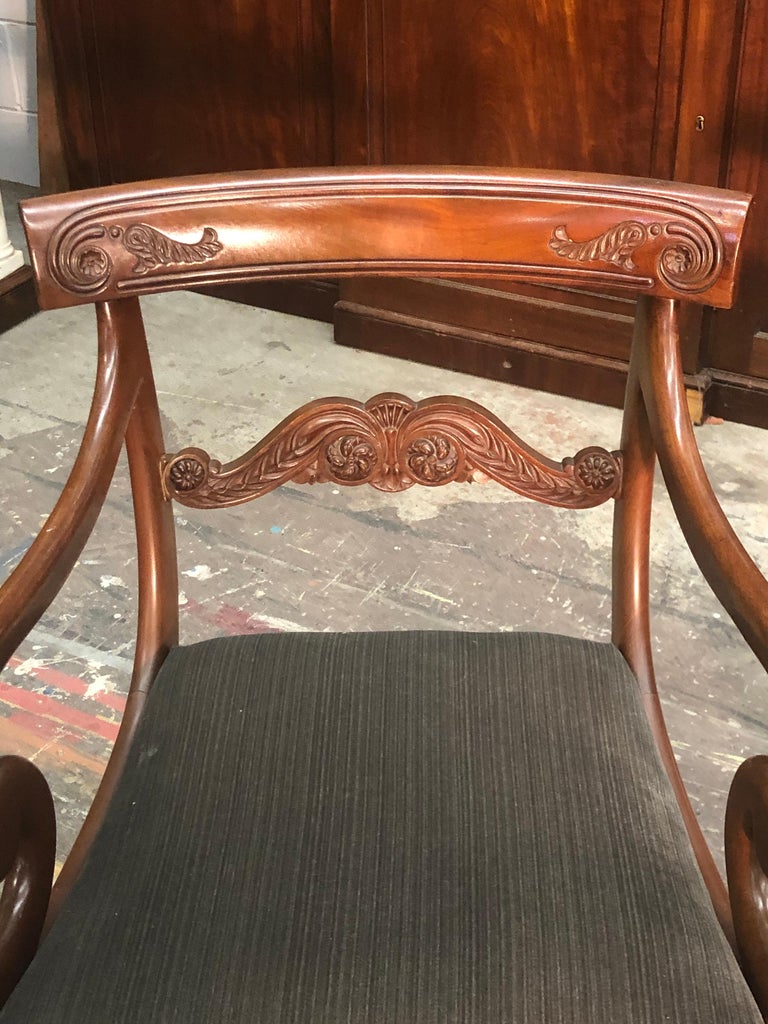 Eight English Regency Period Mahogany Dining Chairs, Early 19th Century For Sale 5