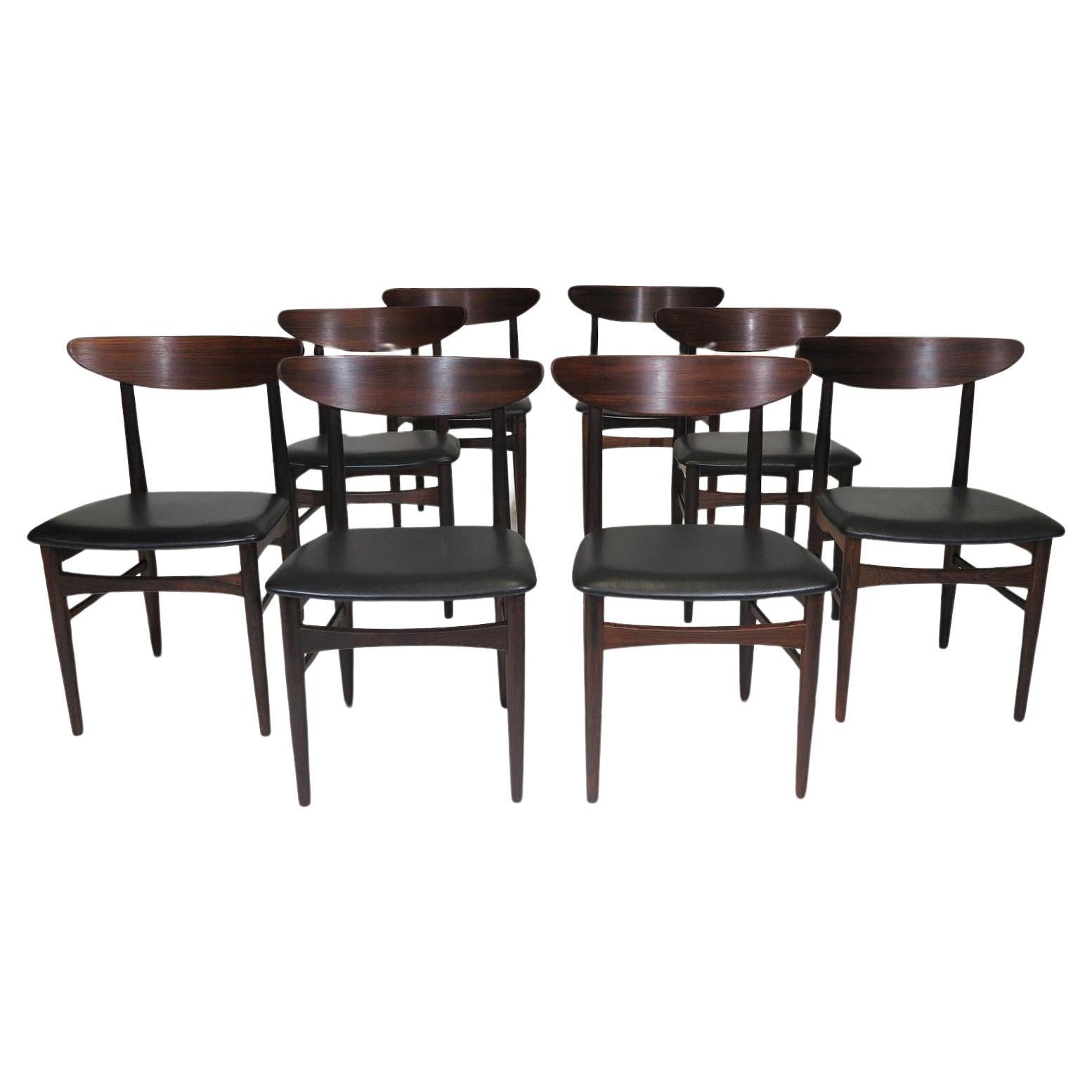 Huit chaises de salle à manger en palissandre danois E.W Bach en vente