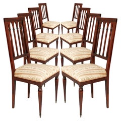 Ocho sillas de estilo gótico francés , caoba años 40 , atribuidas a Charles Dudouyt