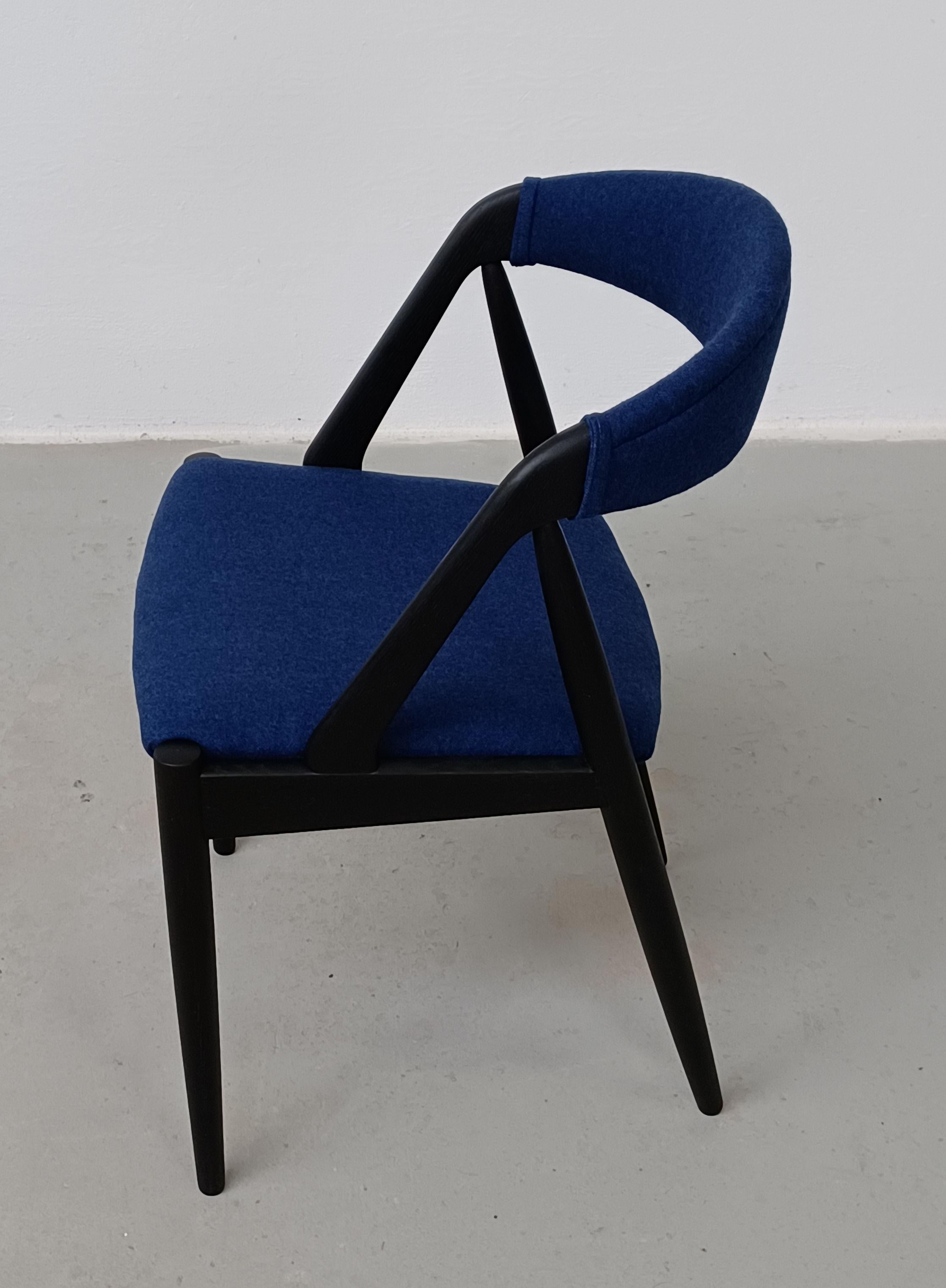 Eight Restored Ebonized and Reupholstered Kai Kristiansen Oak Dining Chairs In Excellent Condition For Sale In Knebel, DK