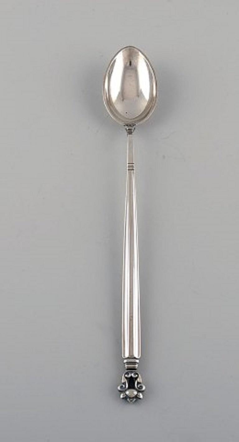 Eight Georg Jensen Acorn ice tea spoons in sterling silver.
Measure: Length 18.5 cm.
In very good condition with minor wear.
Stamped.
Our skilled Georg Jensen silversmith / jeweler can polish all silver and gold so that it looks like new. The
