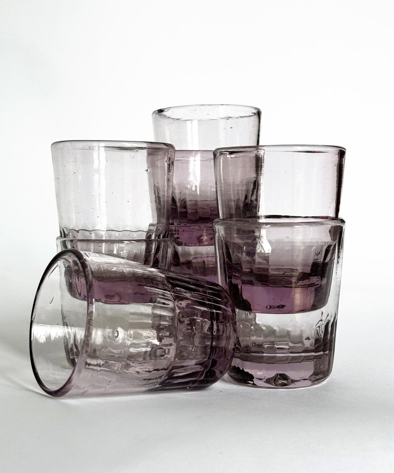 Hand-Crafted Eight Hand-Blown Genuine Gustavian Shot glasses from Sweden in Amethyst tones For Sale