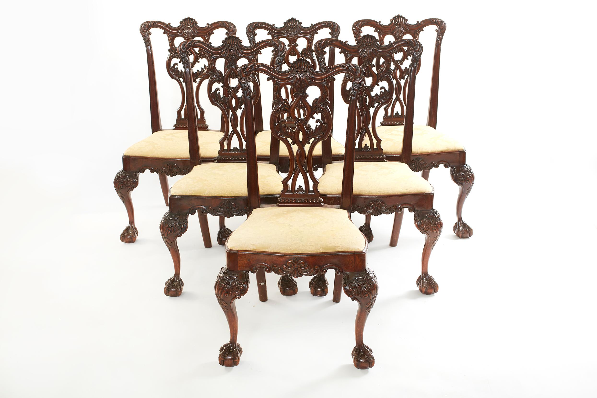 Eight Hand Carved Mahogany Dining Chair Set In Good Condition In Tarry Town, NY