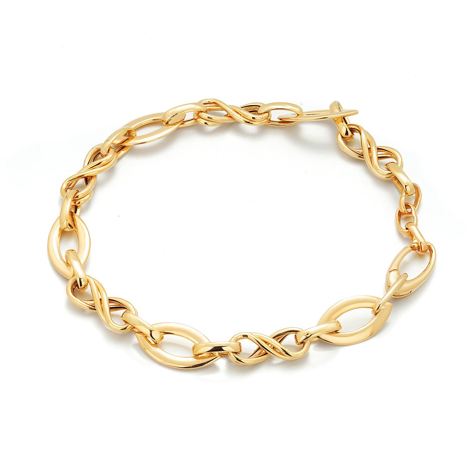 Eight Inch Link Chain Bracelet Invisible Catch 14 Karat Yellow Gold  For Sale 1