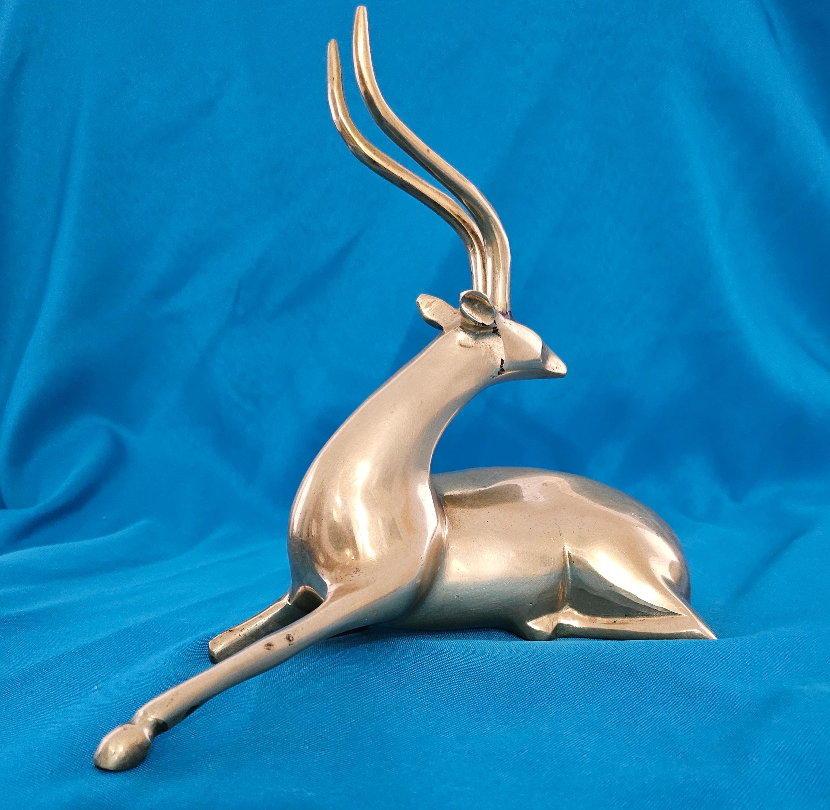 Escultura Antílope/Gacela de latón MCM de ocho pulgadas Estilo Loet Vanderveen Moderno de mediados de siglo en venta