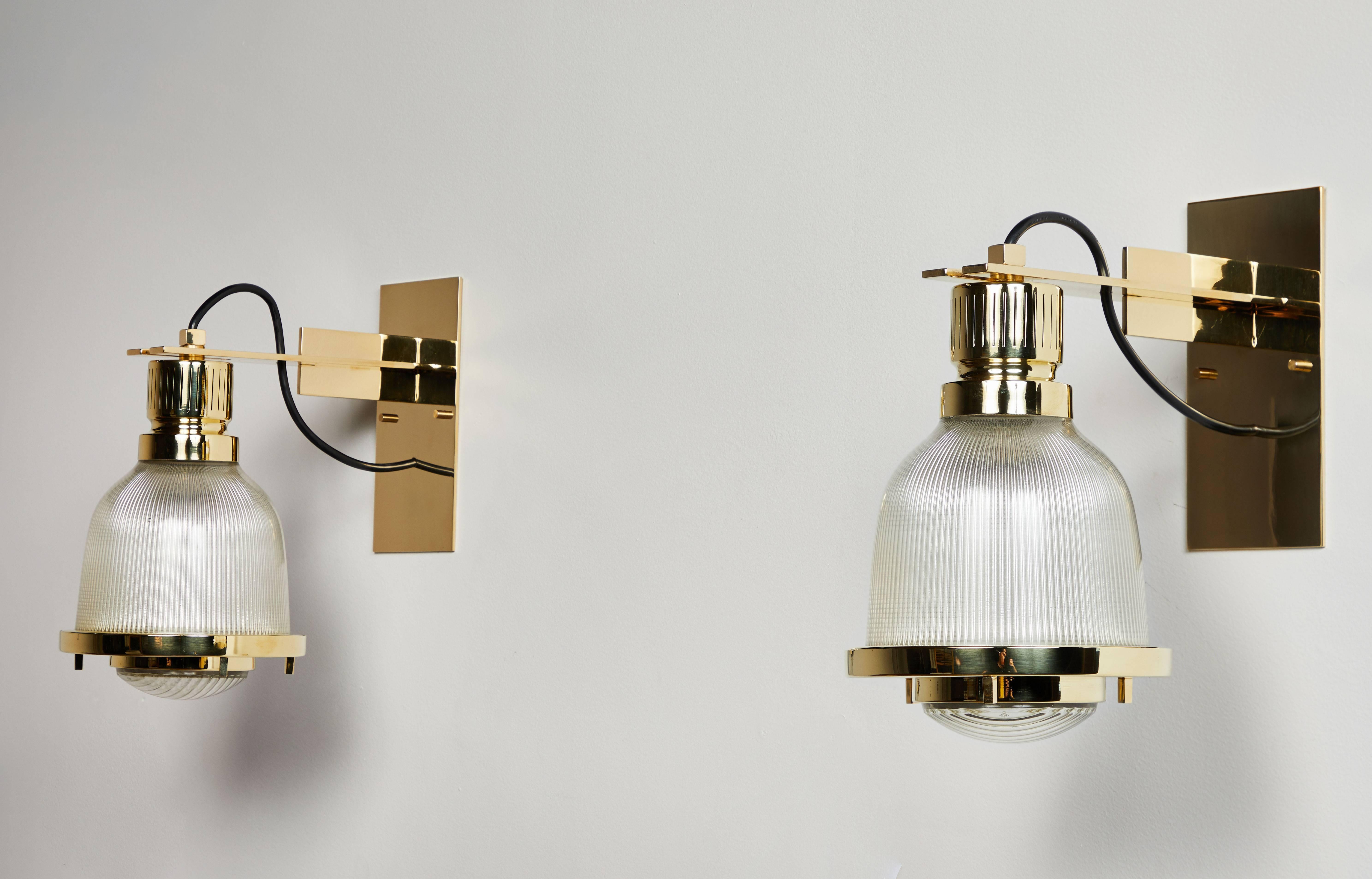 Mid-20th Century Italian Sconces by Guiseppi Ostuni for Oluce For Sale
