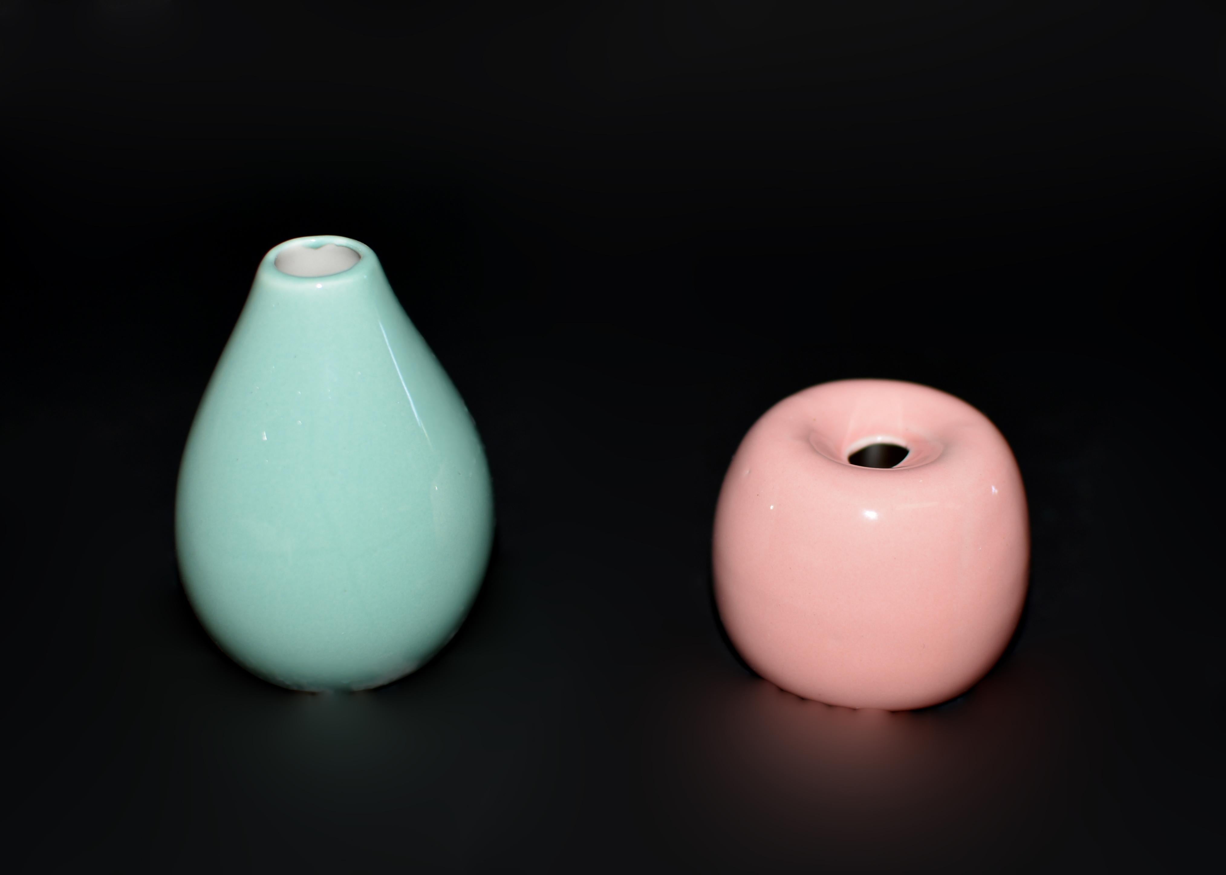 Acht japanische Wabi Sabi Mini-Keramikvasen, Wabi Sabi, schwarzer Diamant im Angebot 12