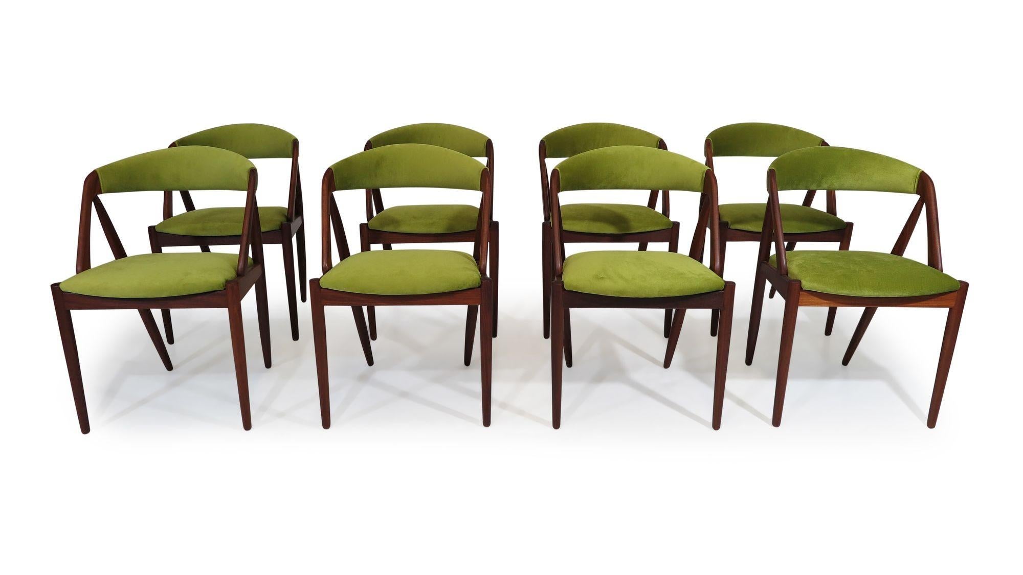 Eight Kai Kristiansen Walnut Danish Dining Chairs 2