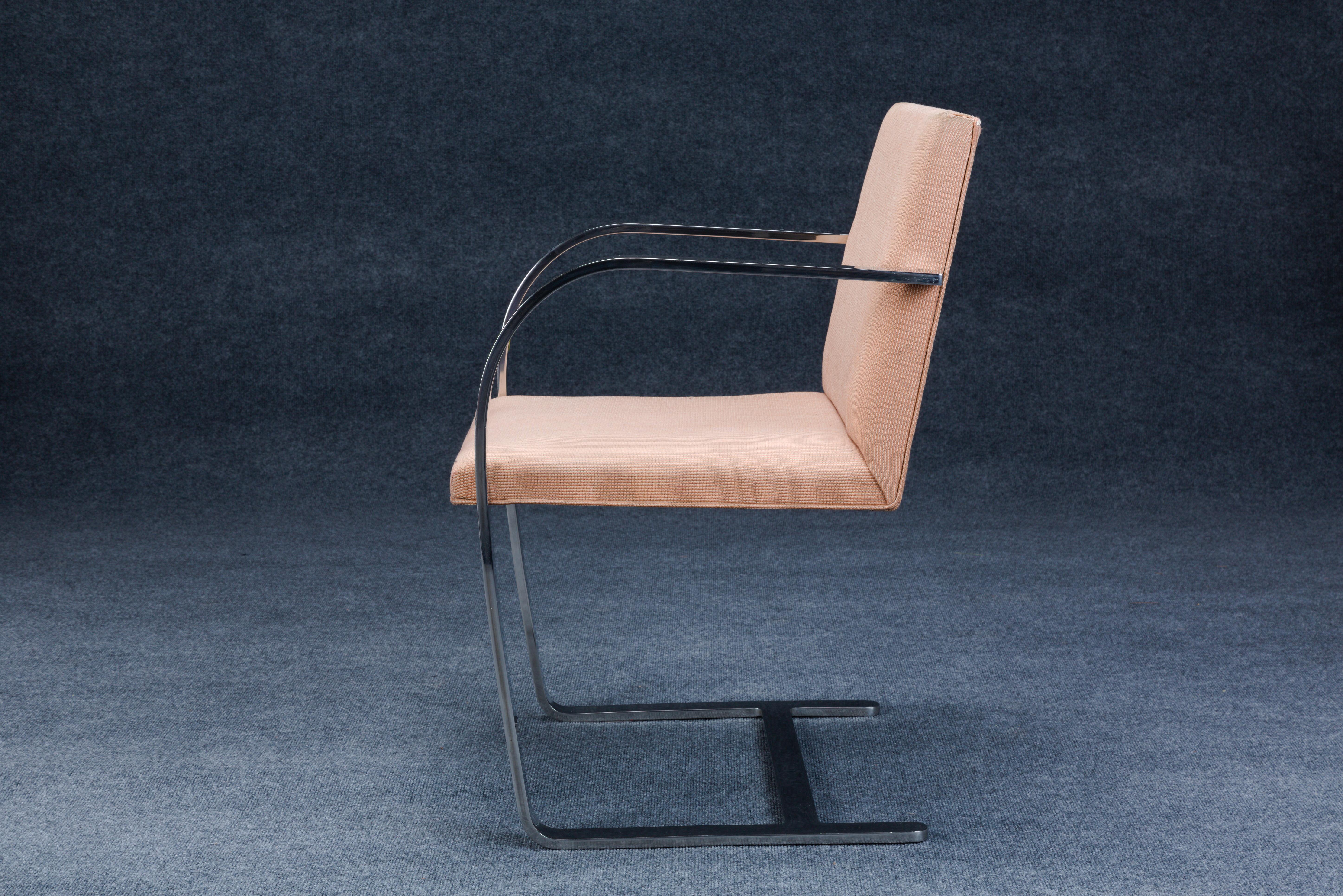 American Eight Knoll International Brno Chairs by Mies Van Der Rohe