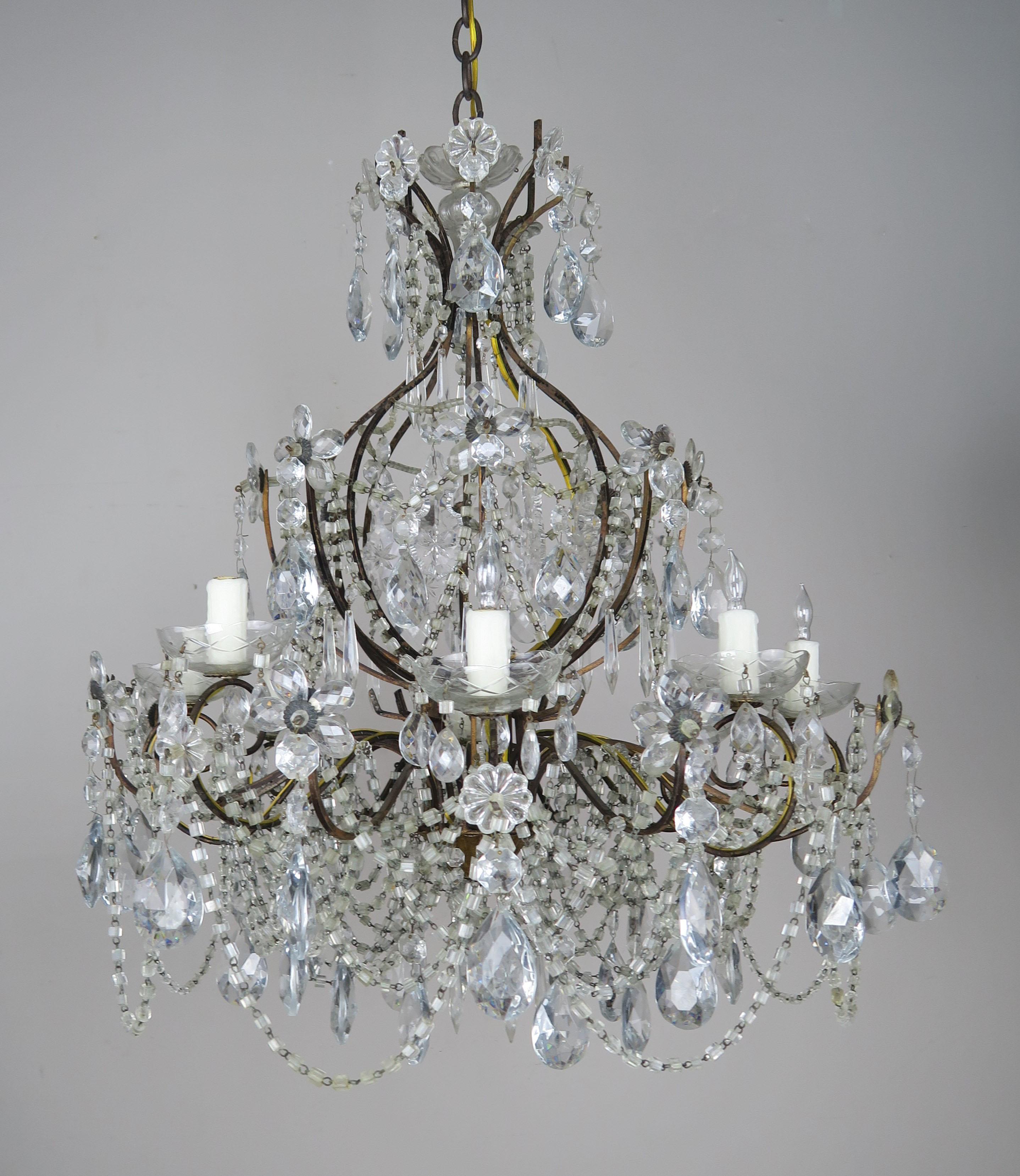 Eight-Light French Crystal Beaded Chandelier with Flowers (Rokoko)