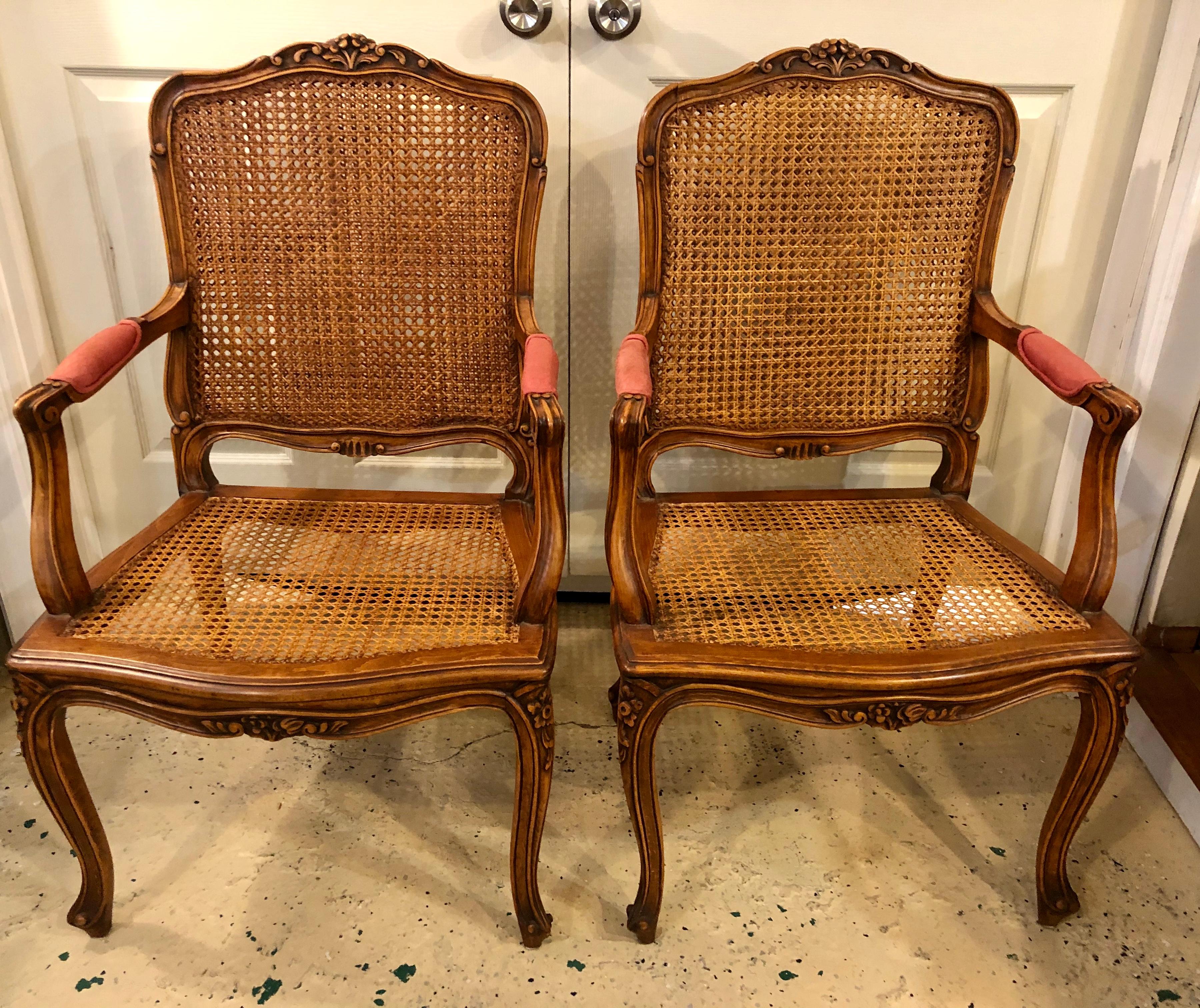 Eight Louis XV Style Country French Dining Chairs, Conference Chairs In Good Condition In Stamford, CT