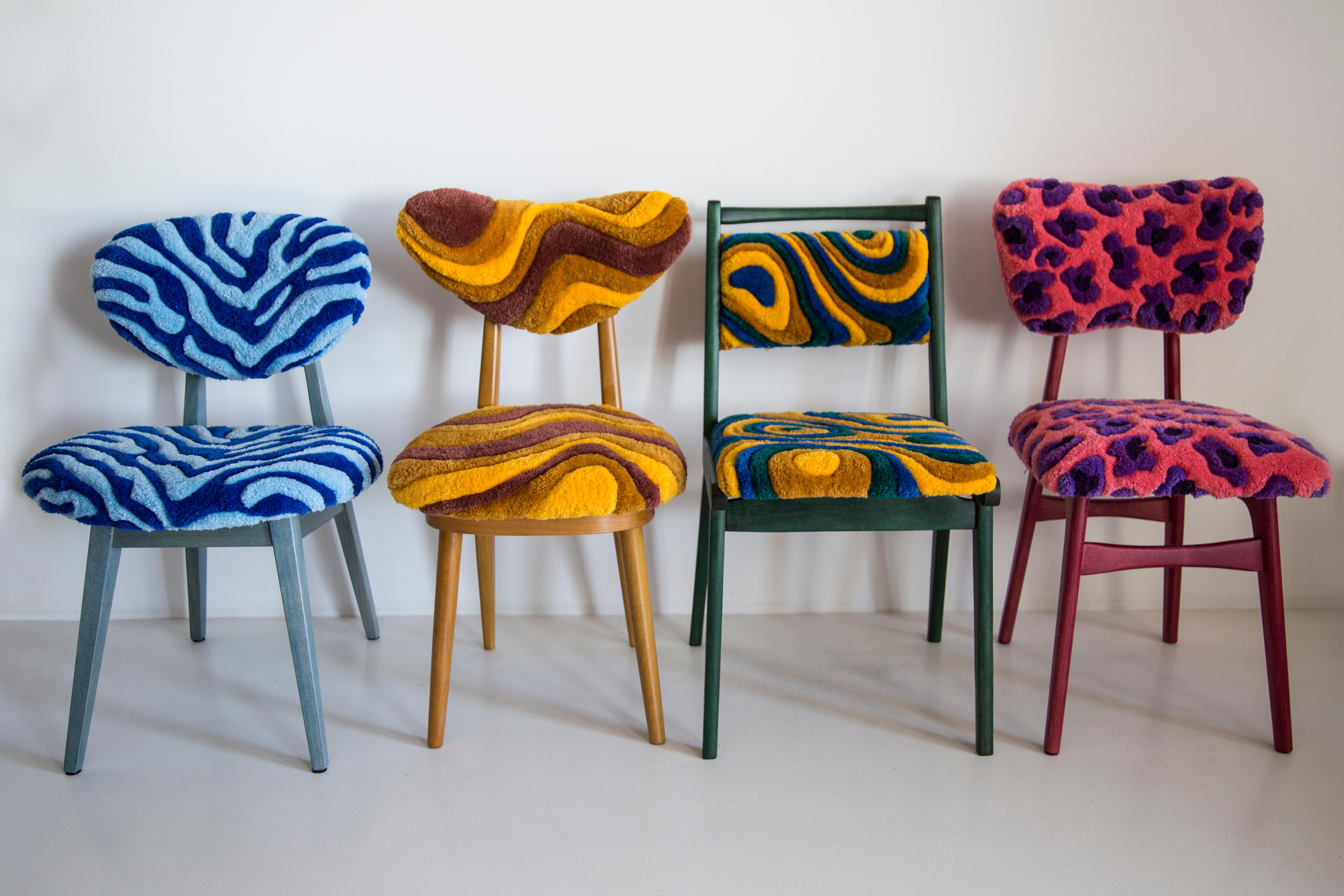 Huit chaises en forme de cœur du milieu du siècle, laine jaune touffetée à la main, Europe, Pologne, années 1960 en vente 4