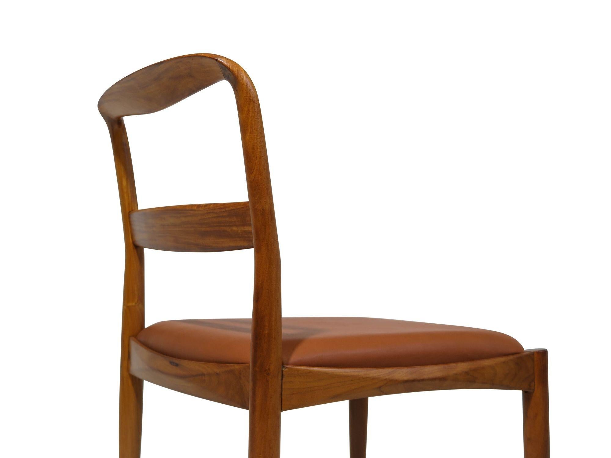 Wood Eight Mid-century Liceu de Artes e Officios Brazilian Modern Dining Chairs For Sale