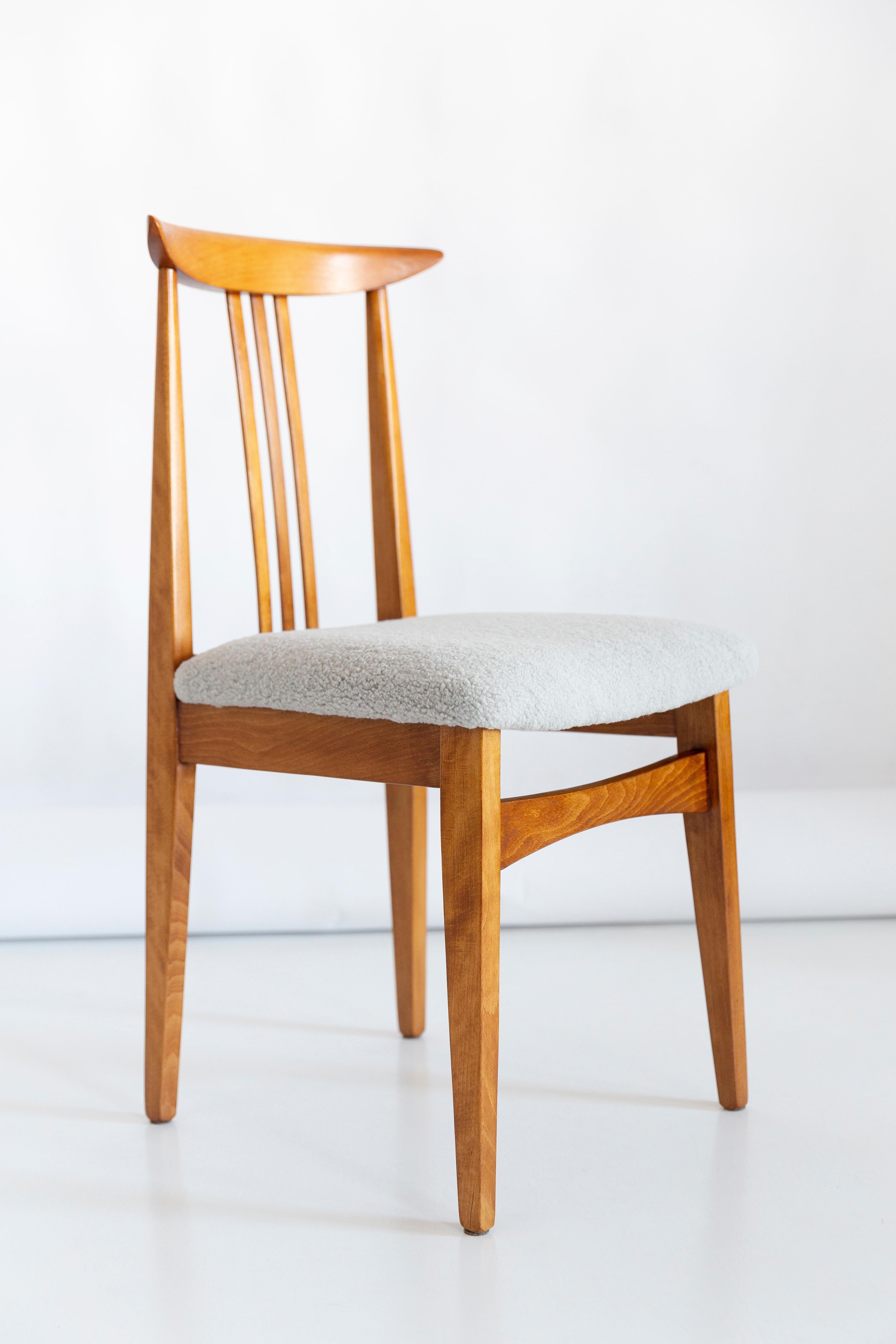Mid-Century Modern Eight Mid-Century Linen Boucle Chair, Designed by M. Zielinski, Europe, 1960s For Sale