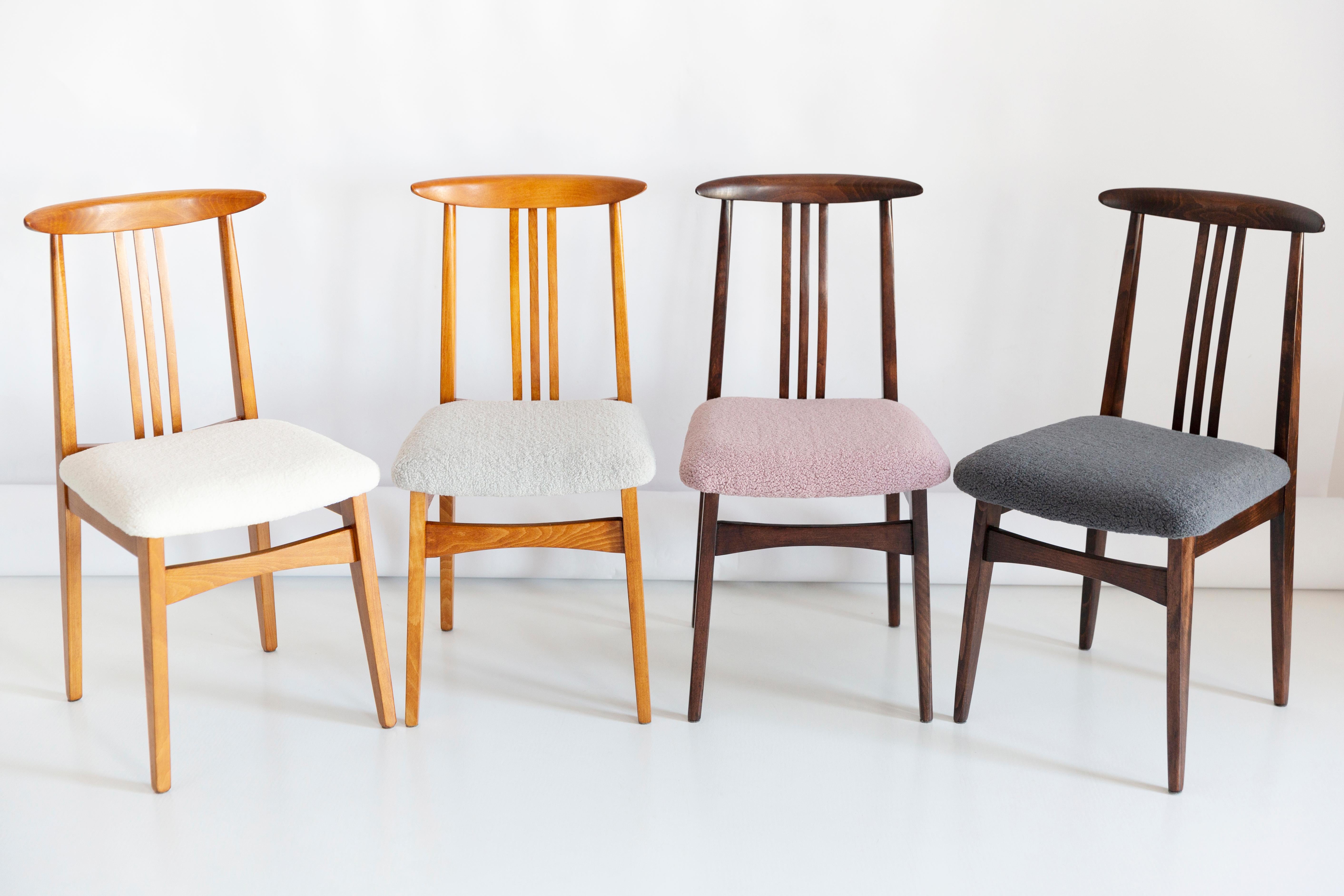Bouclé Eight Mid-Century Linen Boucle Chair, Designed by M. Zielinski, Europe, 1960s For Sale