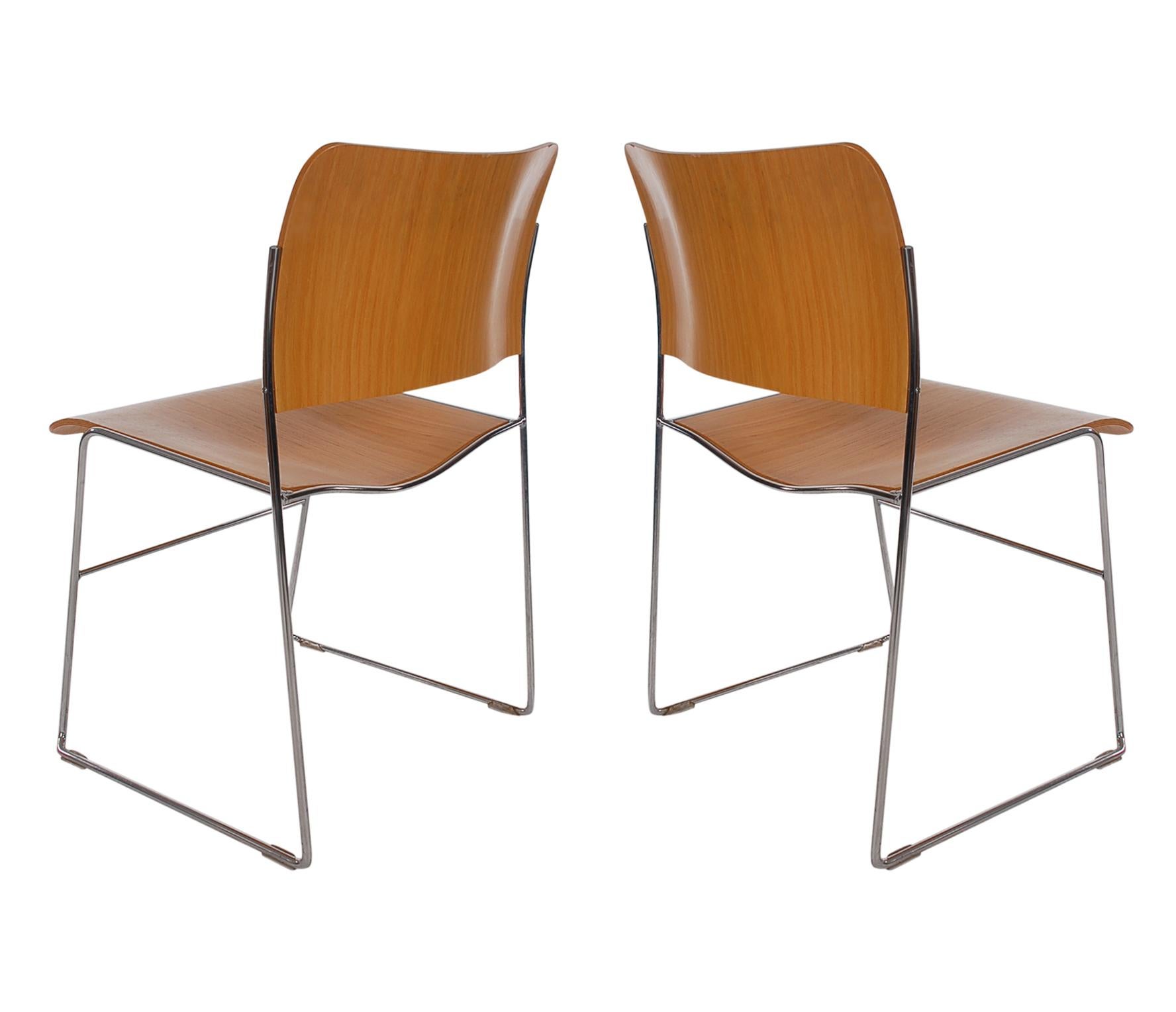 Eight Mid-Century Modern Bentwood Stackable Dining Chairs 40/4 by David Rowland 2