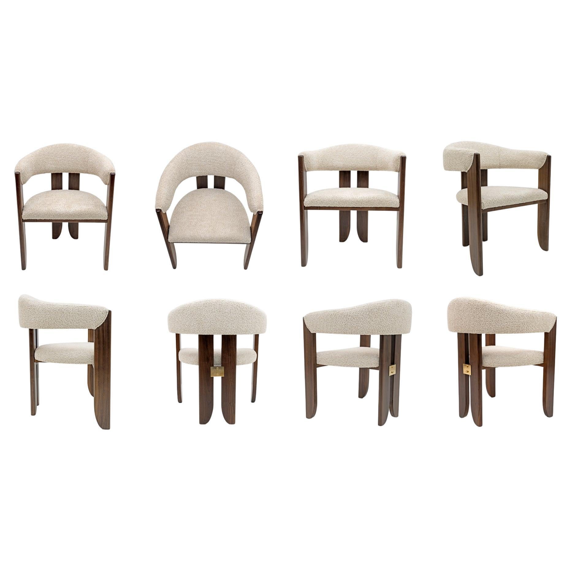 Huit chaises de salle à manger italiennes The Modernity en bouclè et noyer, années 1970