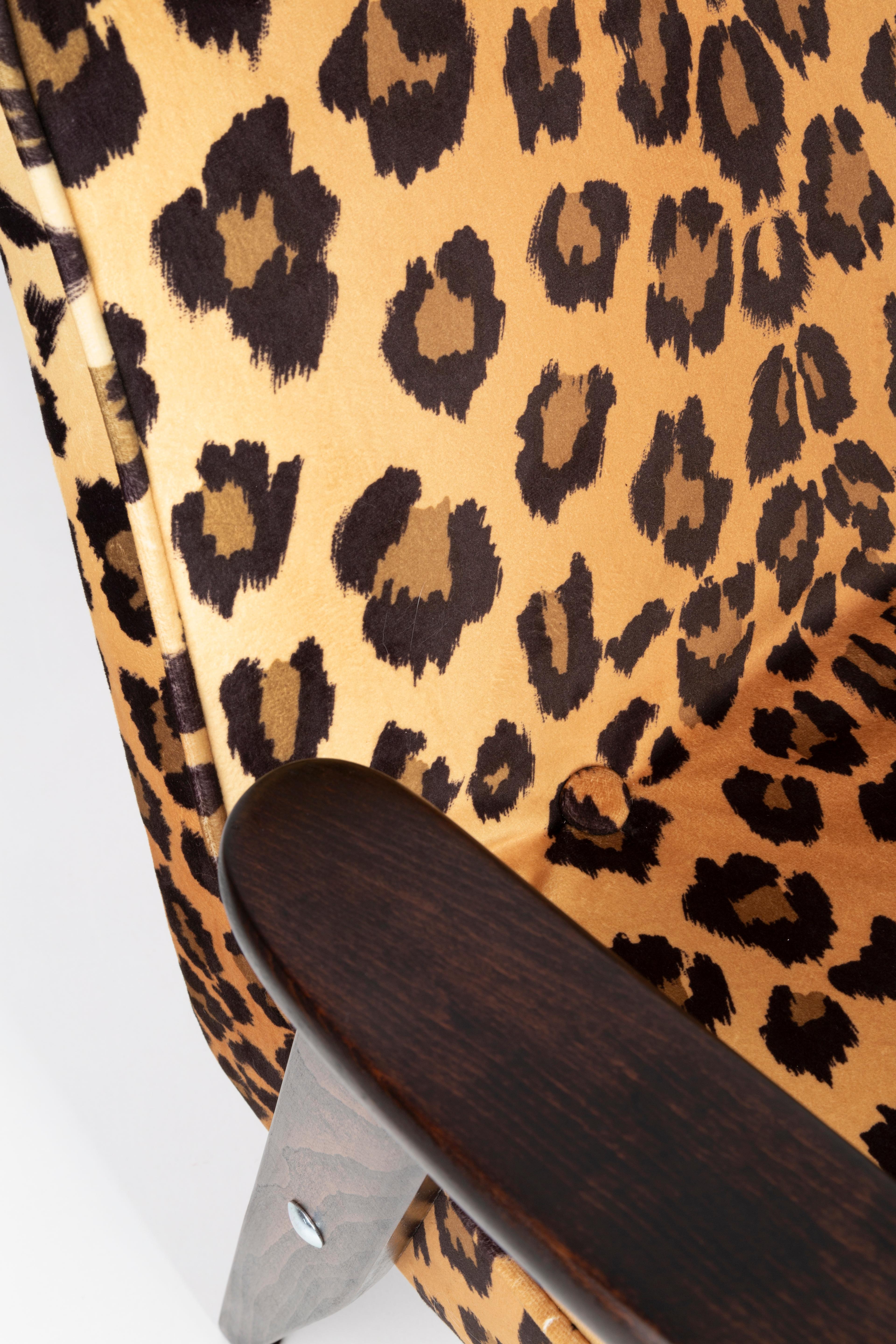 Textile Eight Midcentury 366 Armchairs in Leopard Print Velvet, Jozef Chierowski, 1960s For Sale