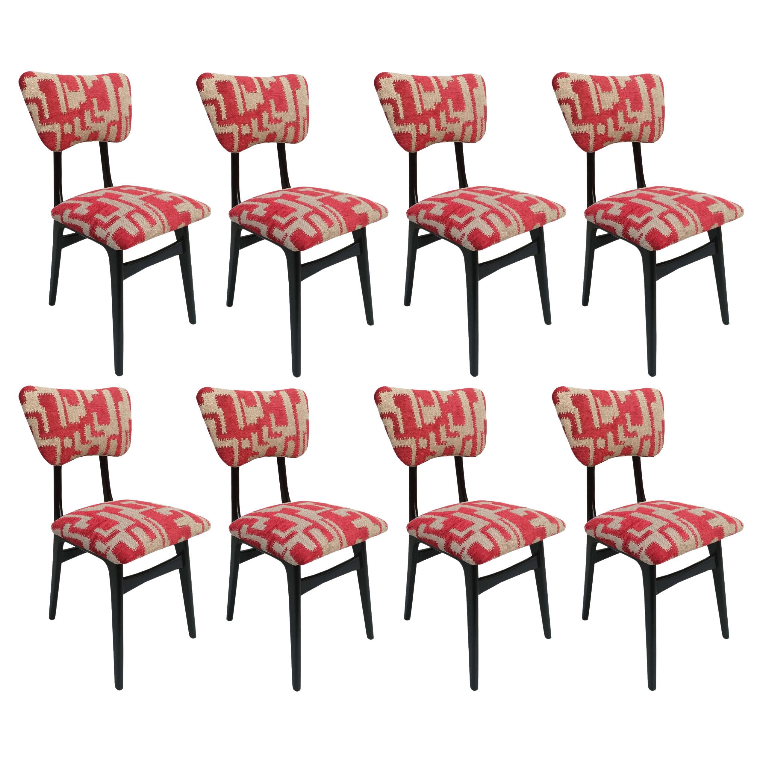 Huit chaises papillon du milieu du siècle, jacquard beige rouge, Wood Wood noir Europe 1960s