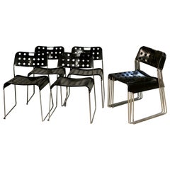 Eight Midcentury ‘Omstak’ Chairs by Rodney Kinsman for Bieffeplast, Italy, 1971