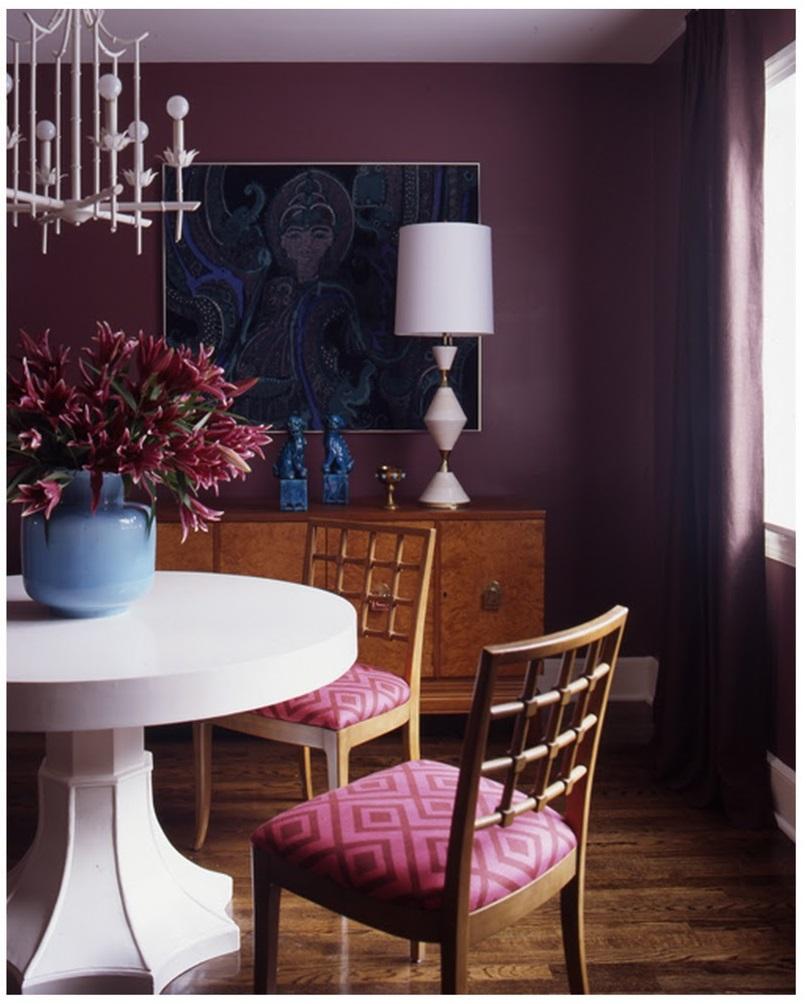 Verleihen Sie Ihrem Esszimmer einen neuen Look mit diesem schwer zu findenden Set aus acht modernistischen Stühlen, die von Edmund Karpinski für die 