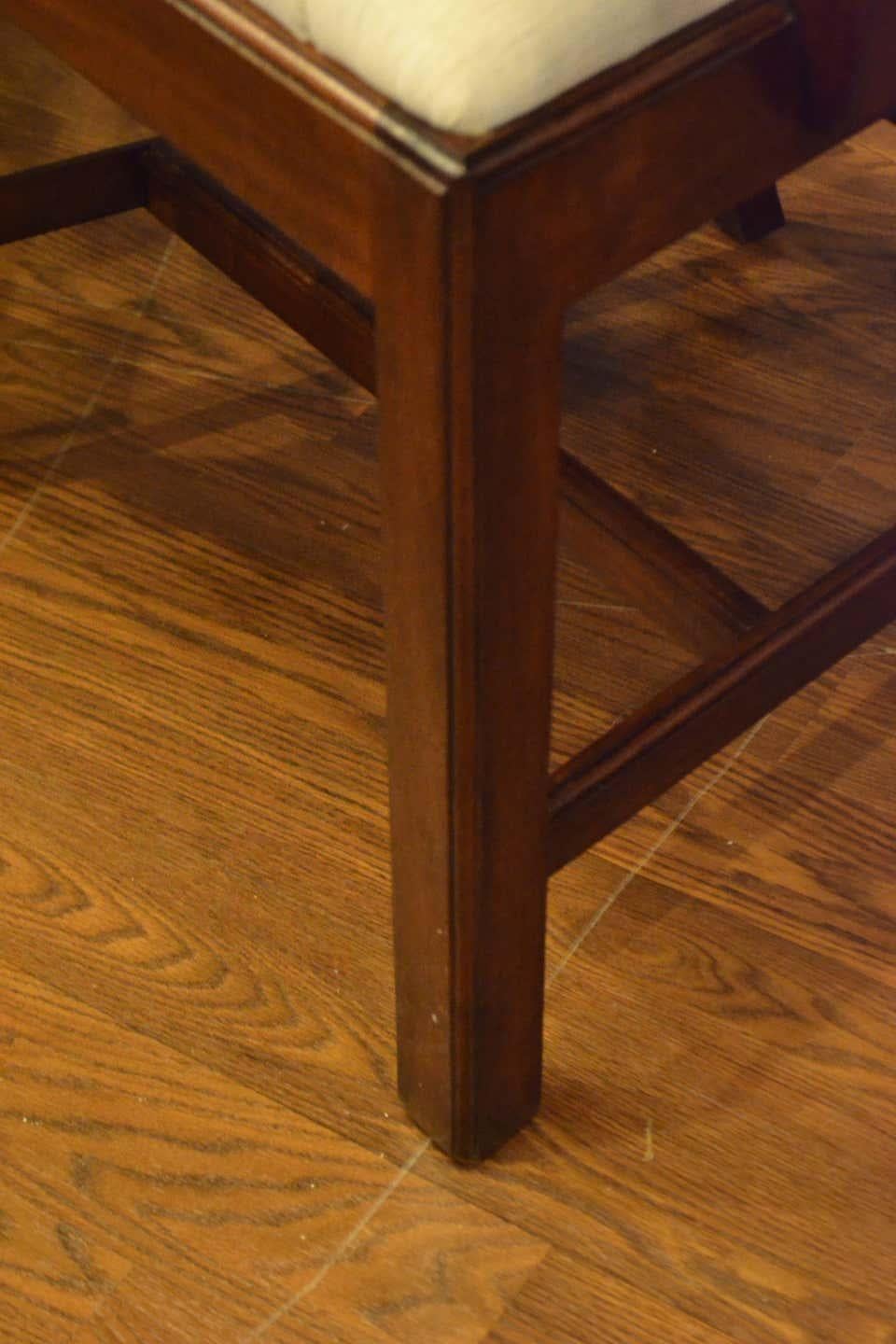 Huit nouvelles chaises à manger de style Chippendale à pieds droits par Leighton Hall Neuf - En vente à Suwanee, GA