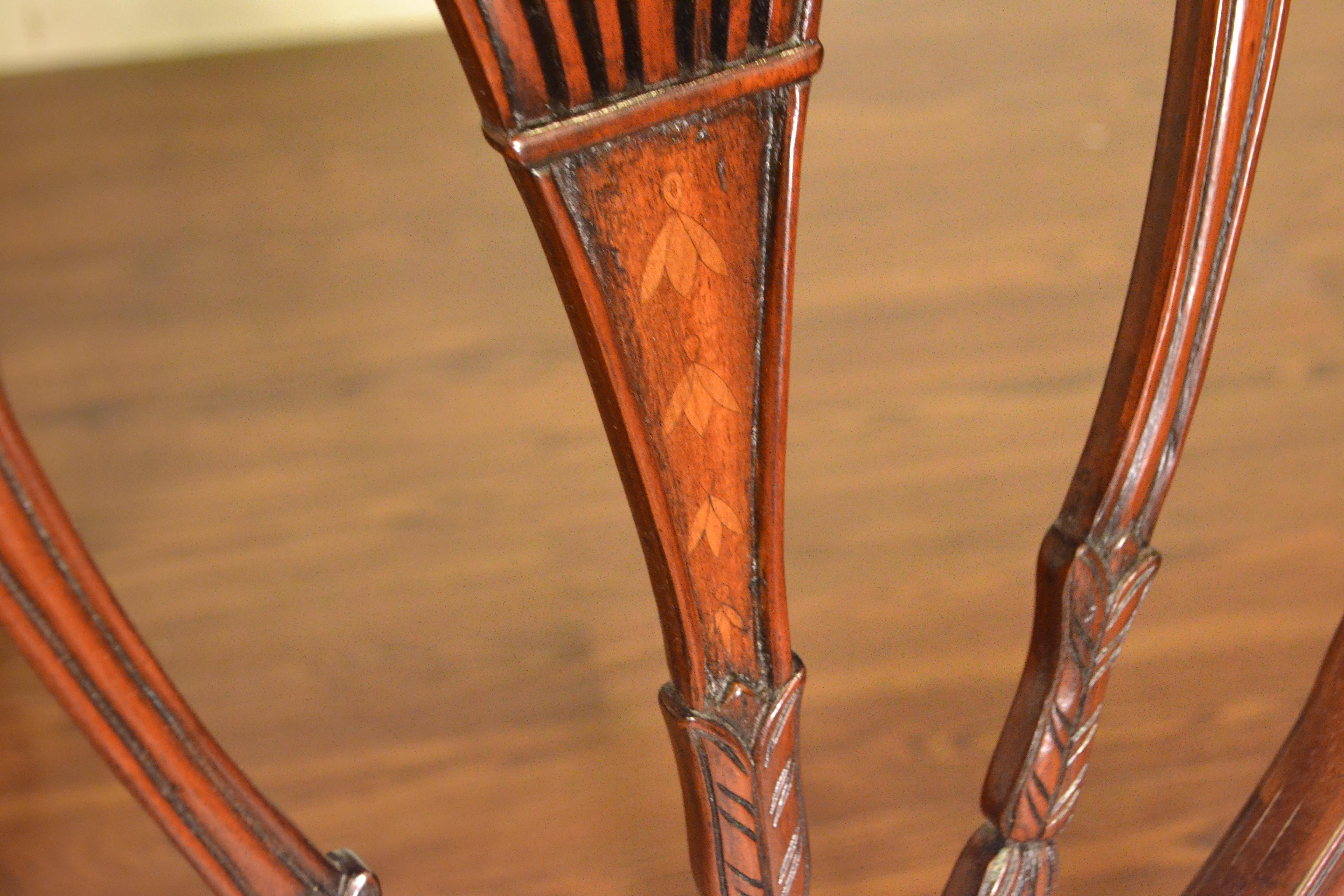 Huit nouvelles chaises de salle à manger en acajou de style Hepplewhite par Leighton Hall Neuf - En vente à Suwanee, GA