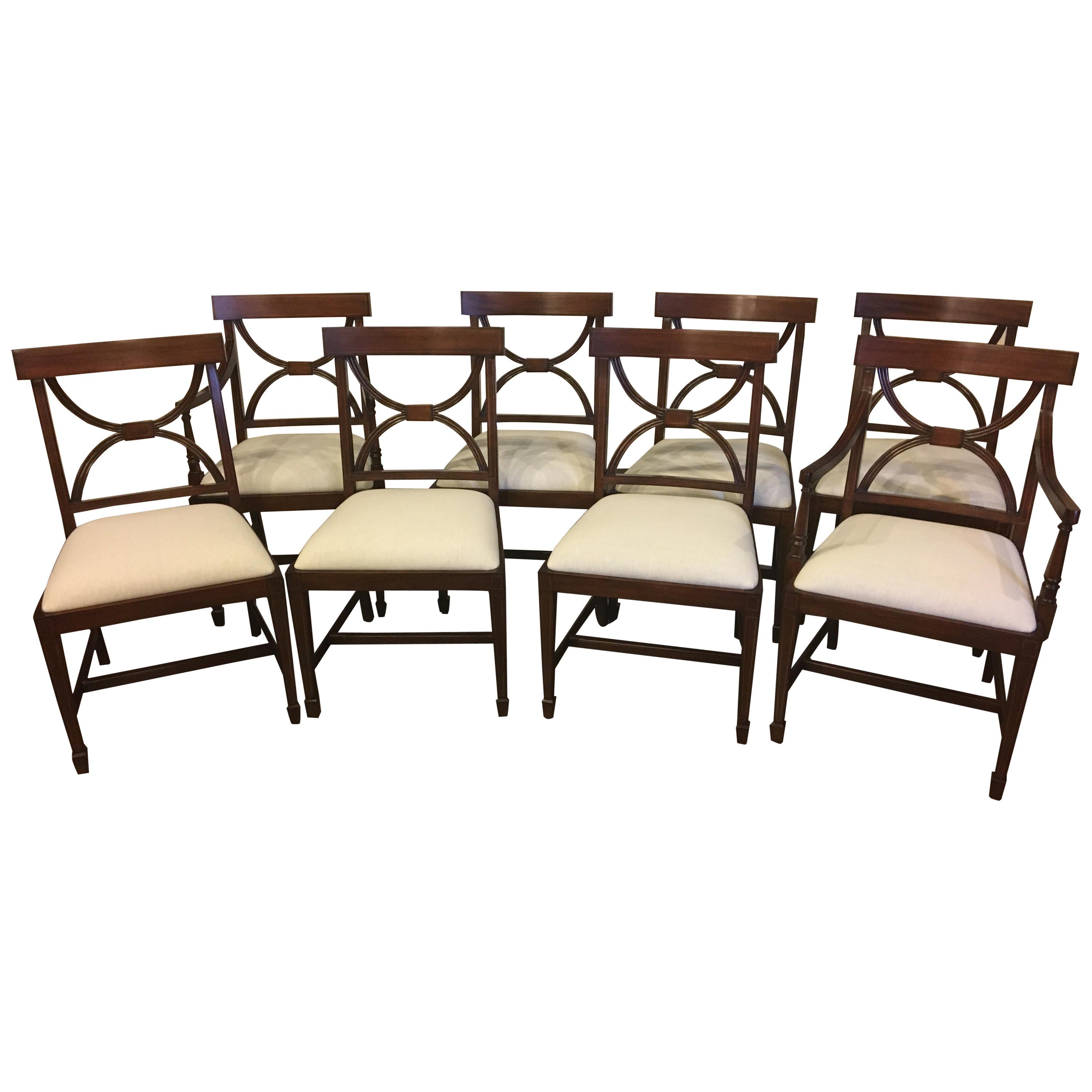 What type of fabric is best for dining room chairs?