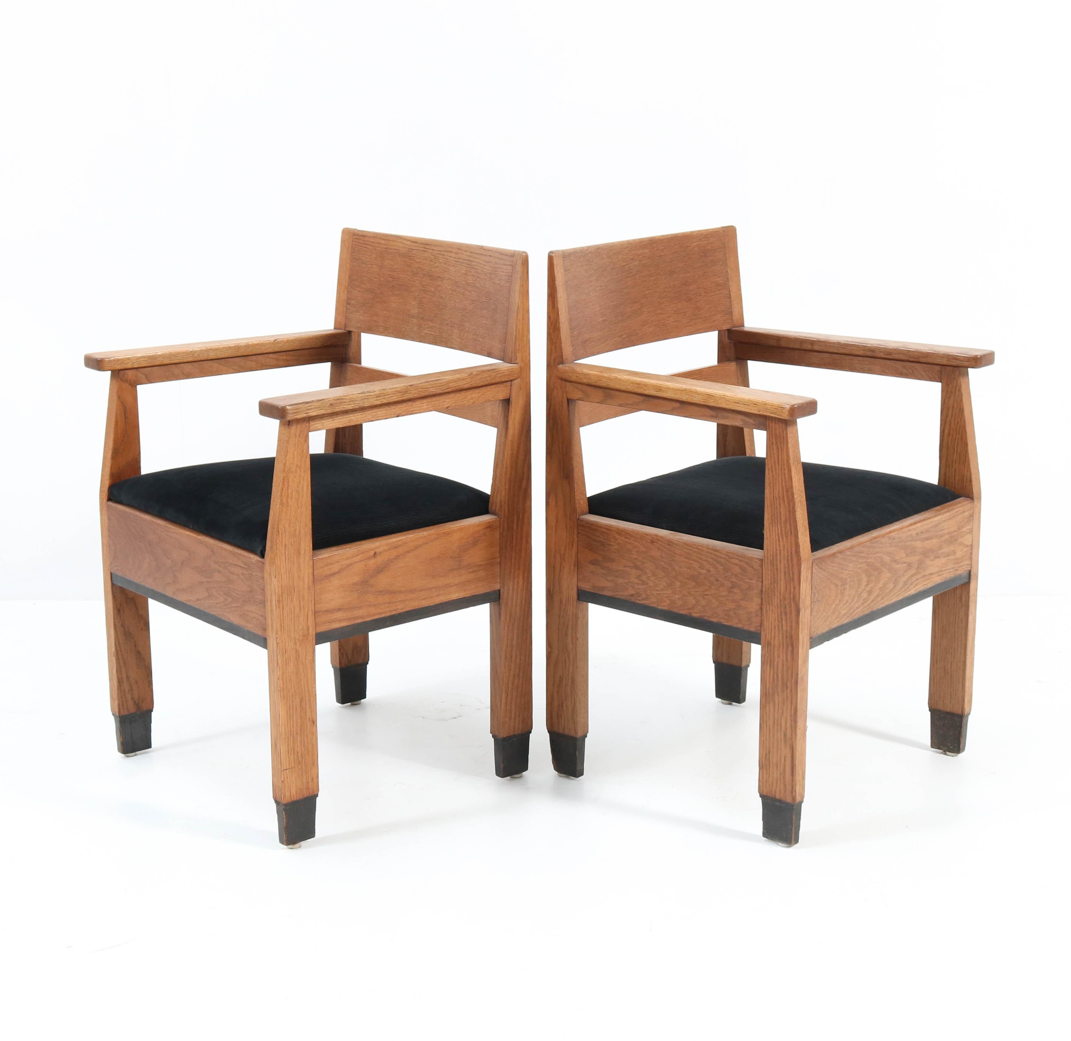 Eight Oak Art Deco Haagse School Chairs by H. Fels for L.O.V. Oosterbeek, 1924 In Good Condition In Amsterdam, NL